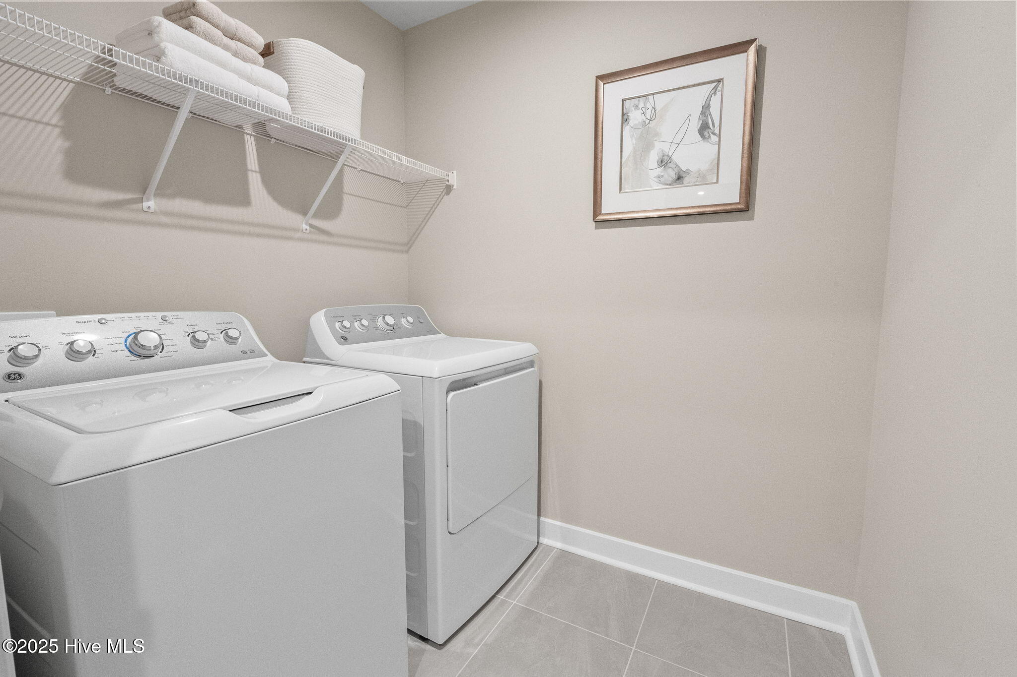 100553115 | Photo 13