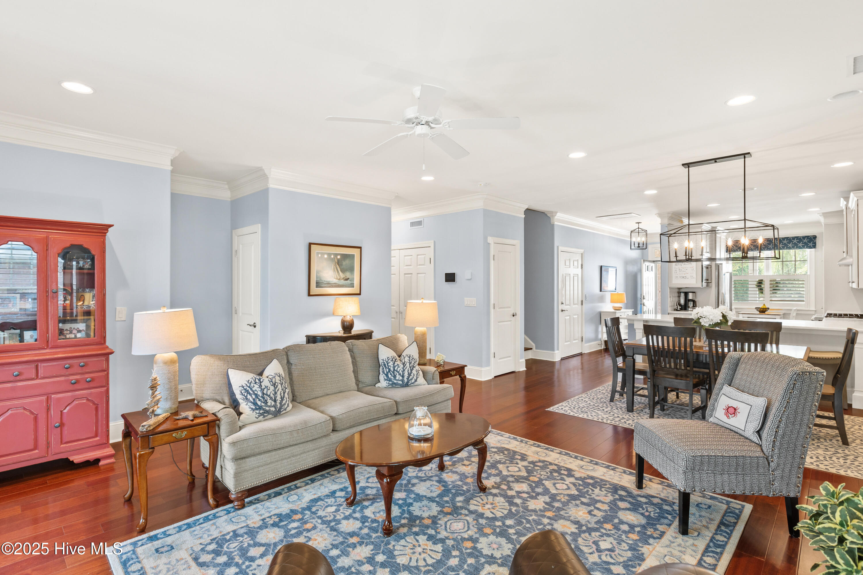 100559107 | Photo 20