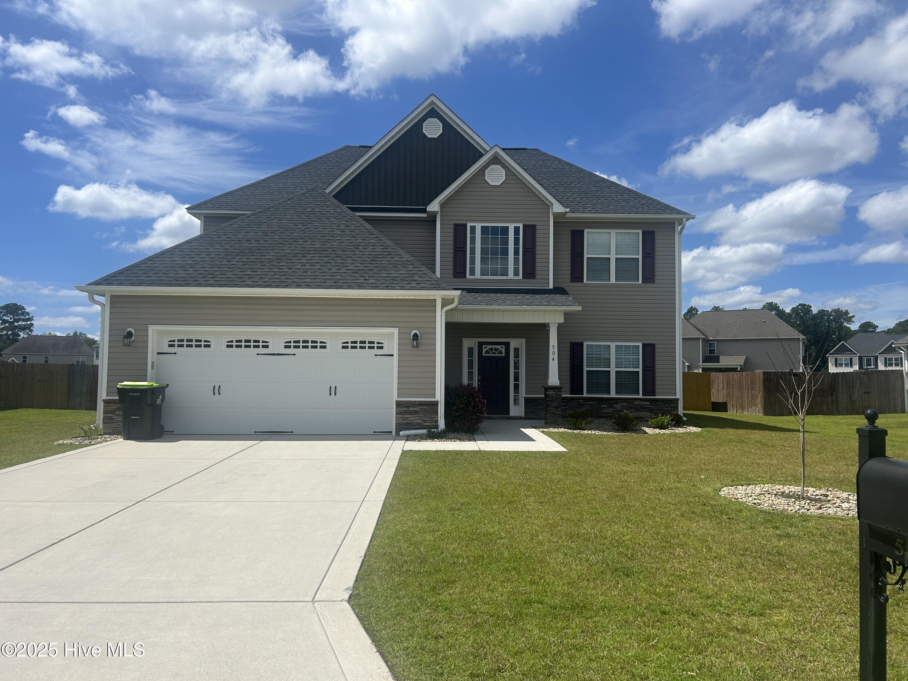 100528484 | Photo 57