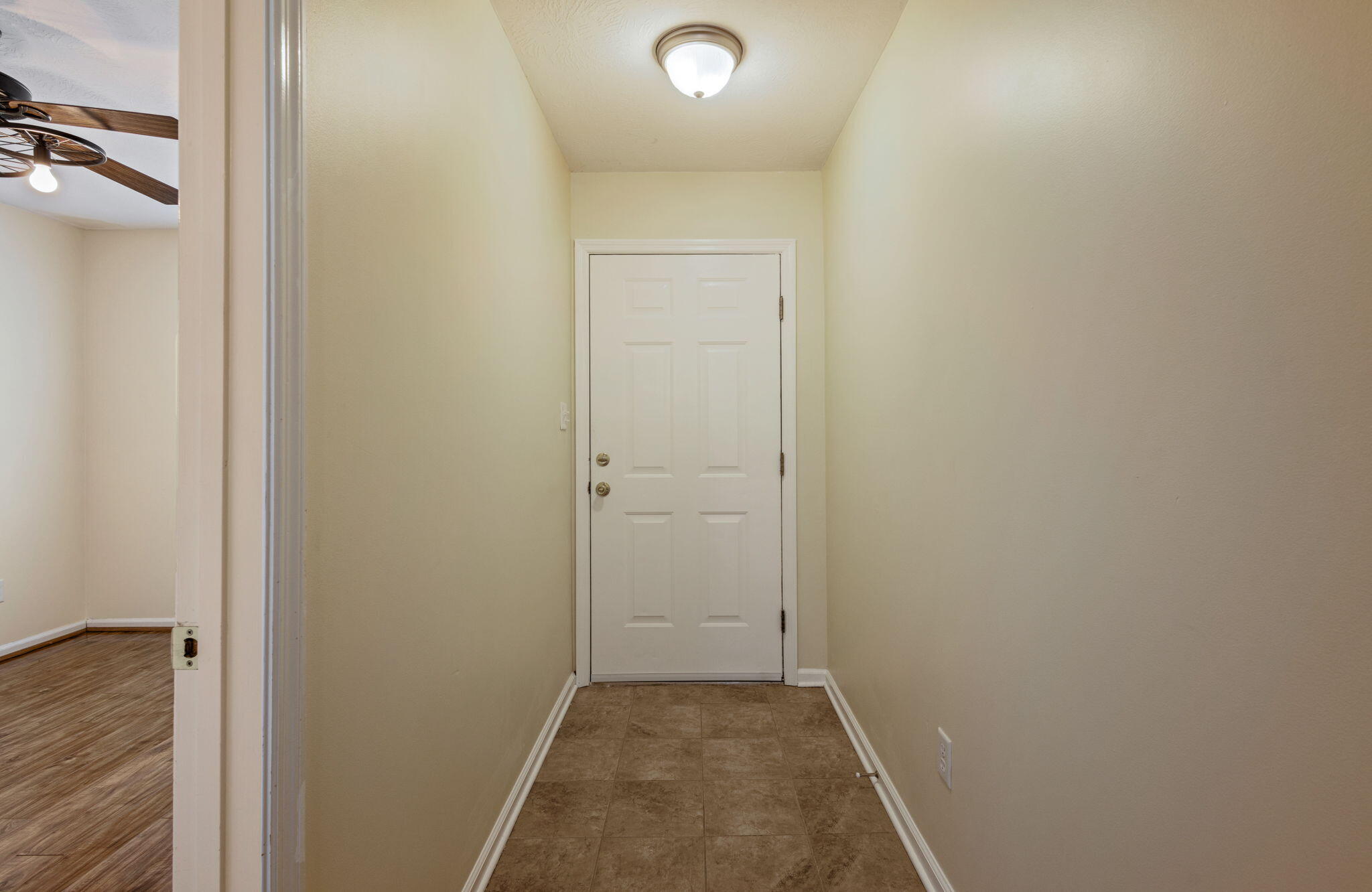 7-web-or-mls-422 Northrop Place-24