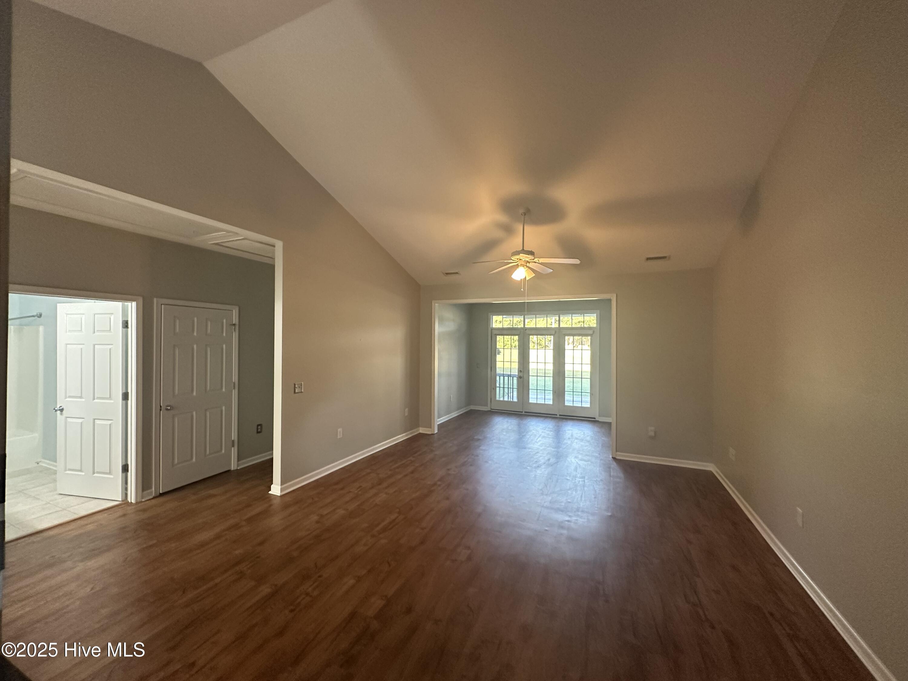 5067 WYNCIE WYND (2)