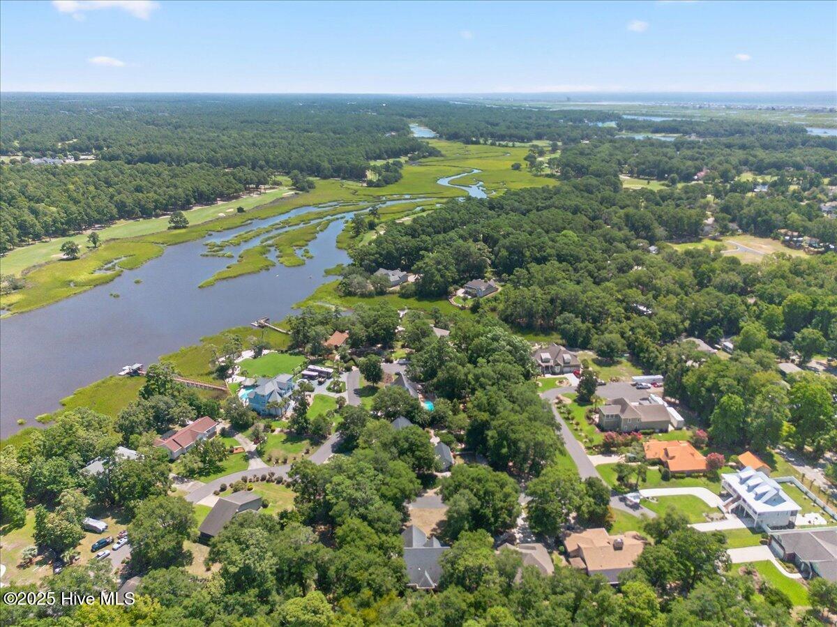 100519877 | Photo 53