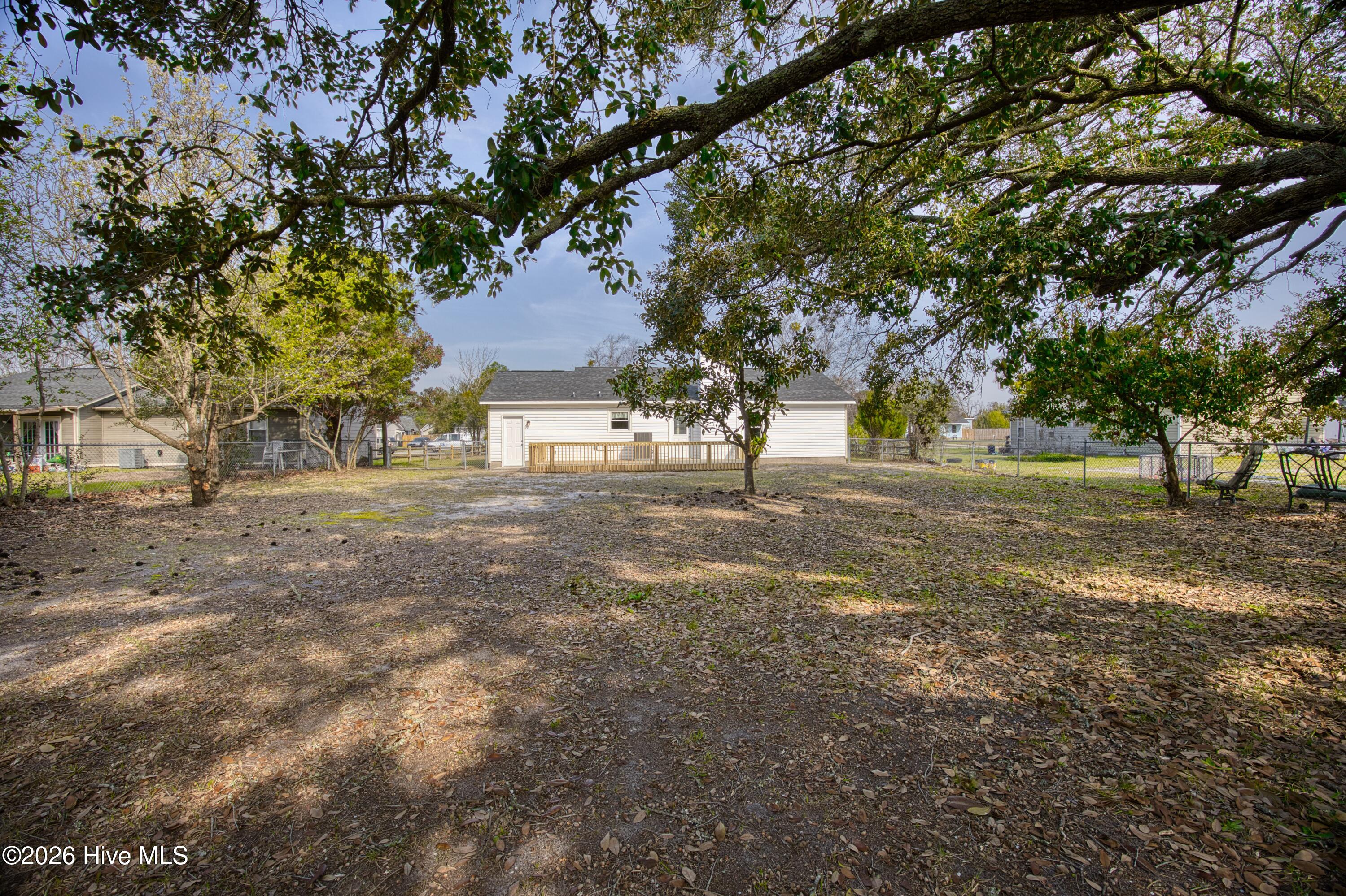 100561952 | Photo 26