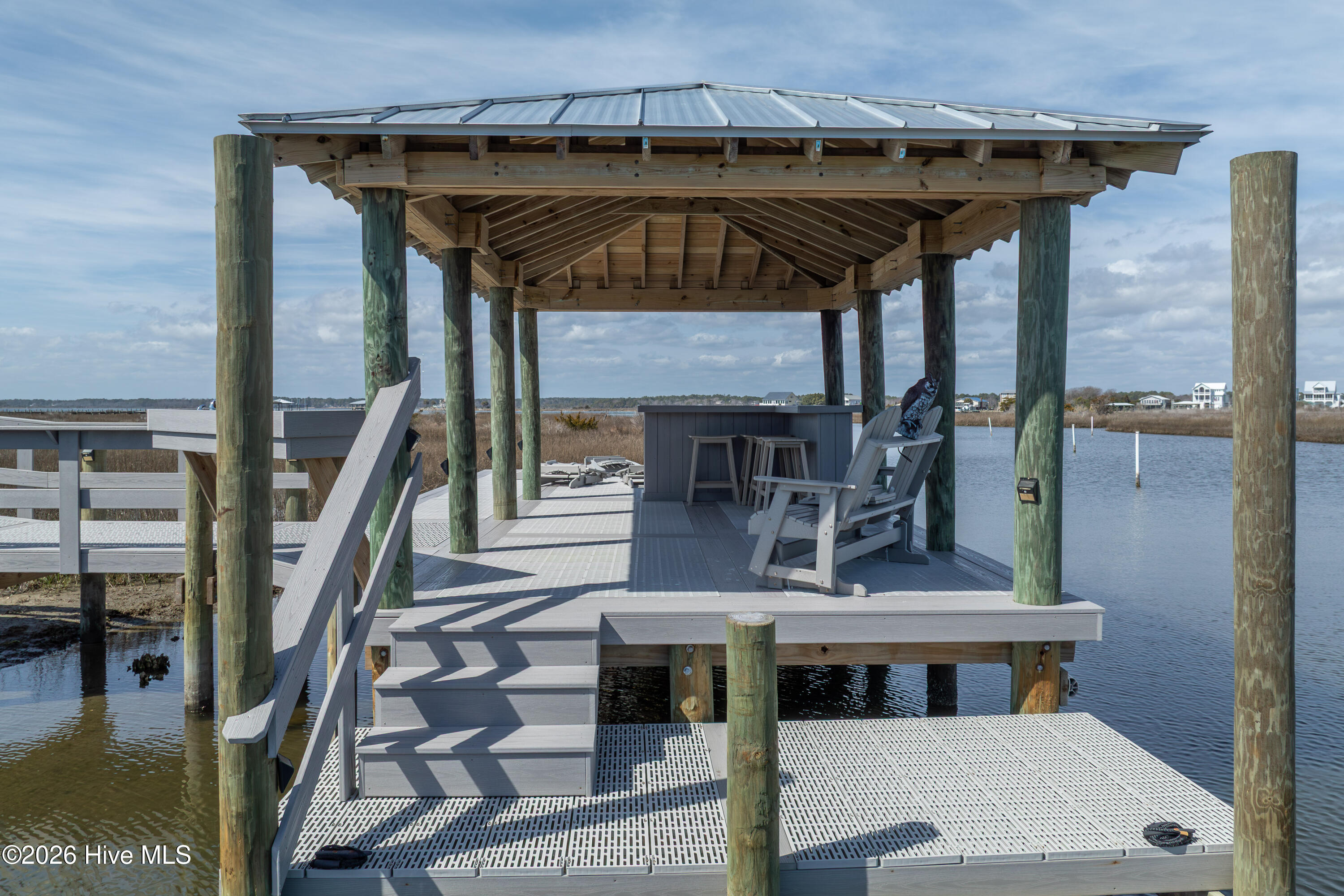 100558828 | Photo 42