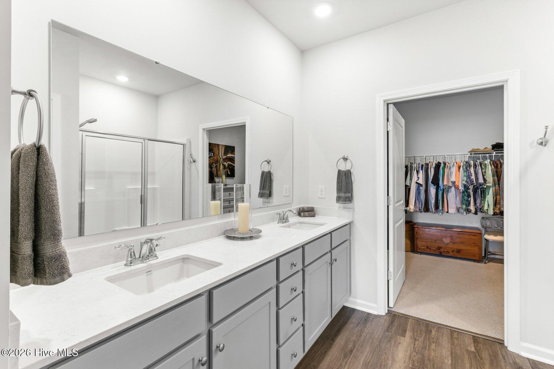 100558018 | Photo 13