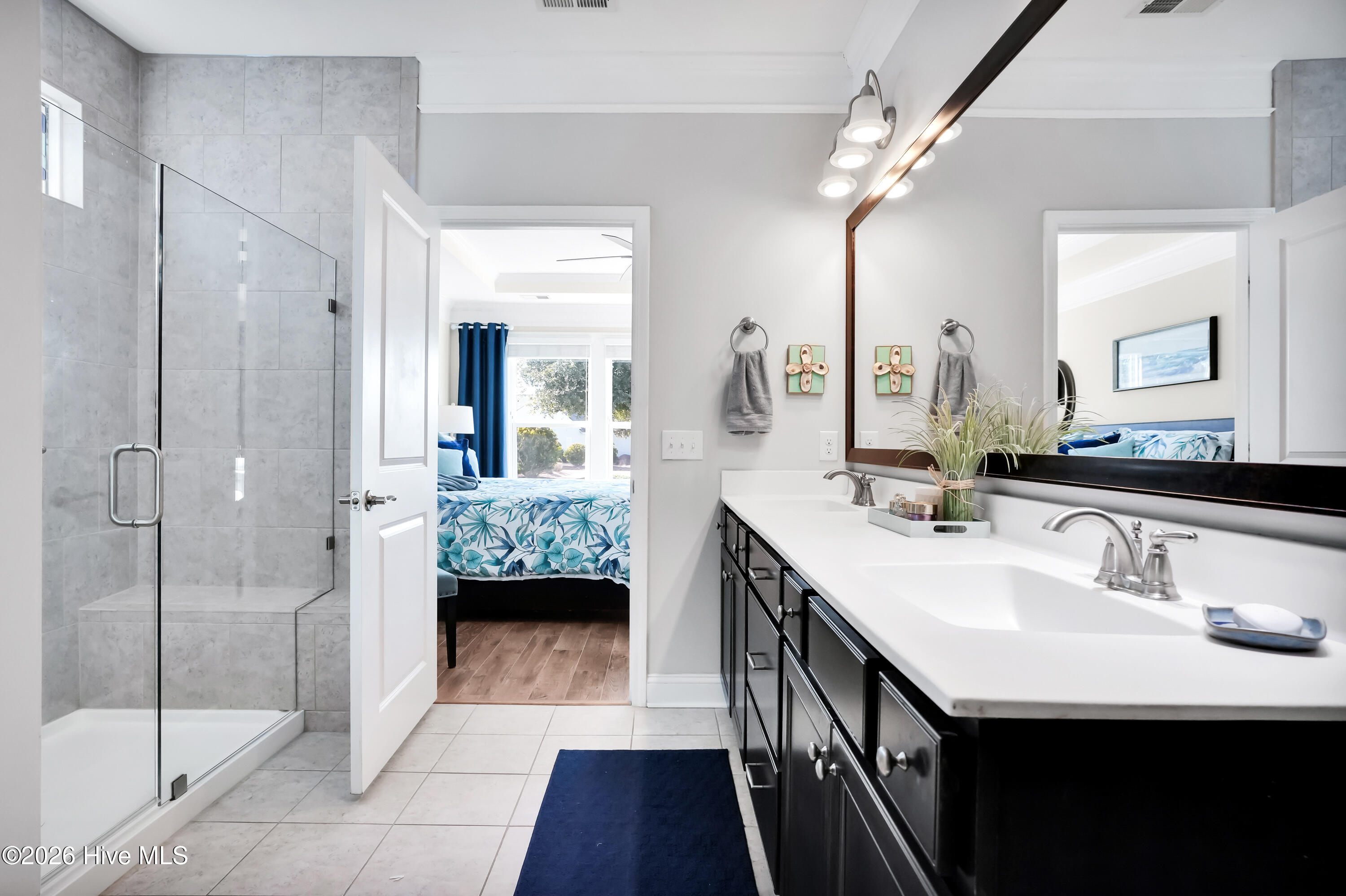 100555746 | Photo 28