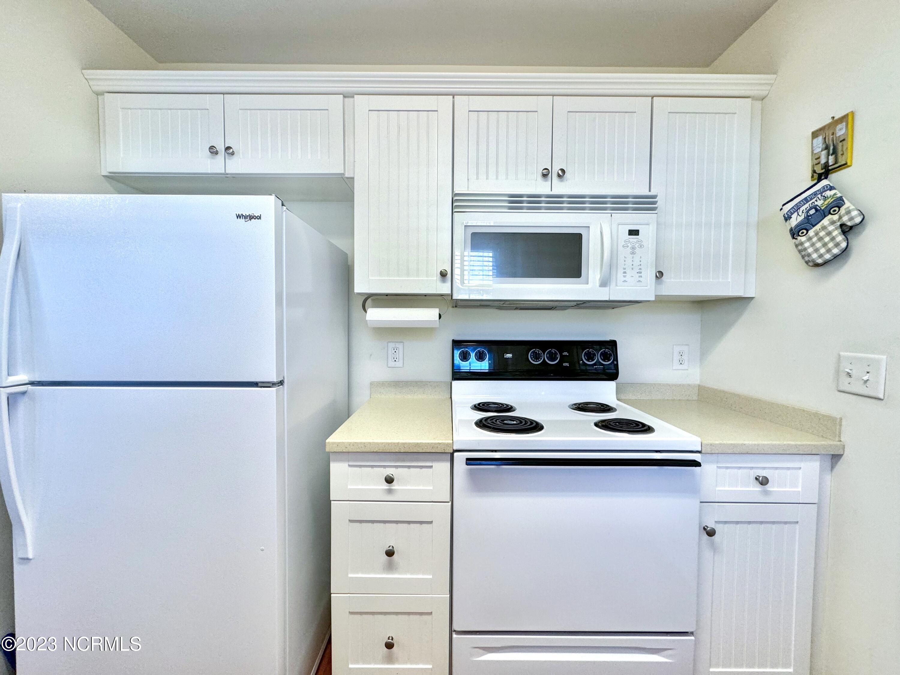 100546069 | Photo 21