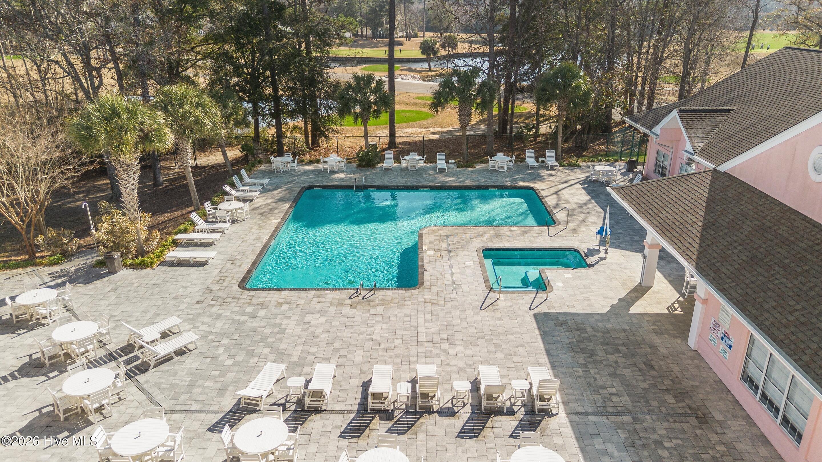 100548504 | Photo 66