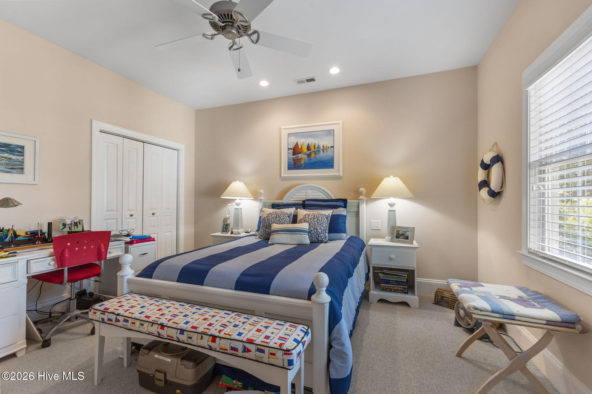 100562020 | Photo 31