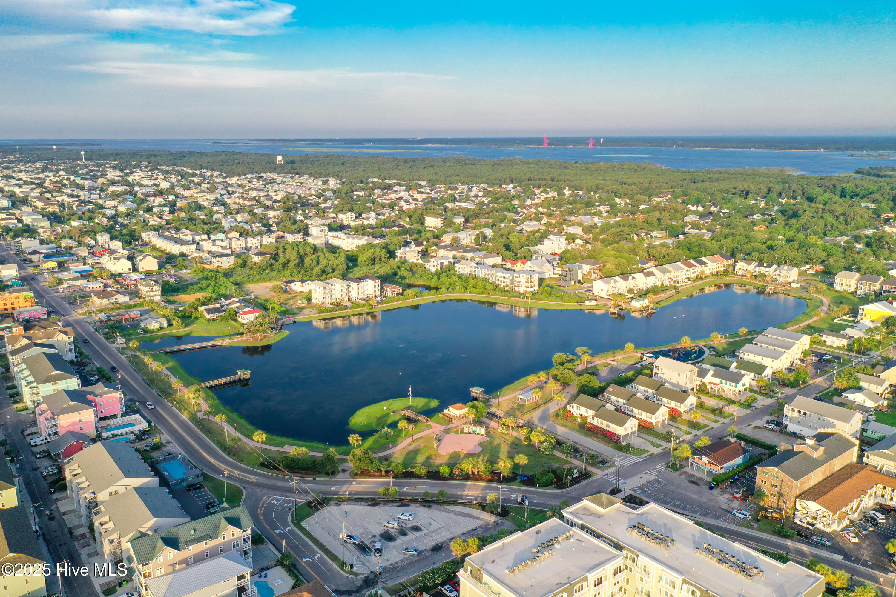 100494864 | Photo 59