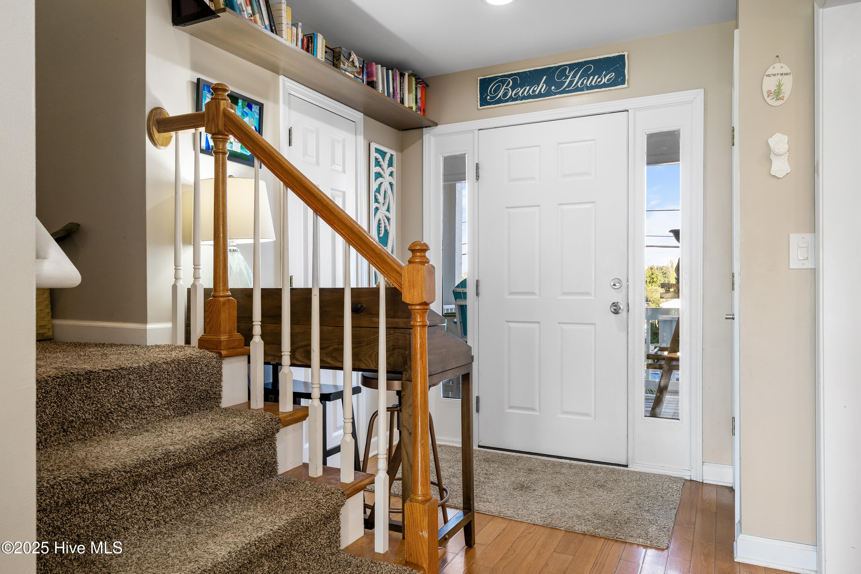 100532261 | Photo 22