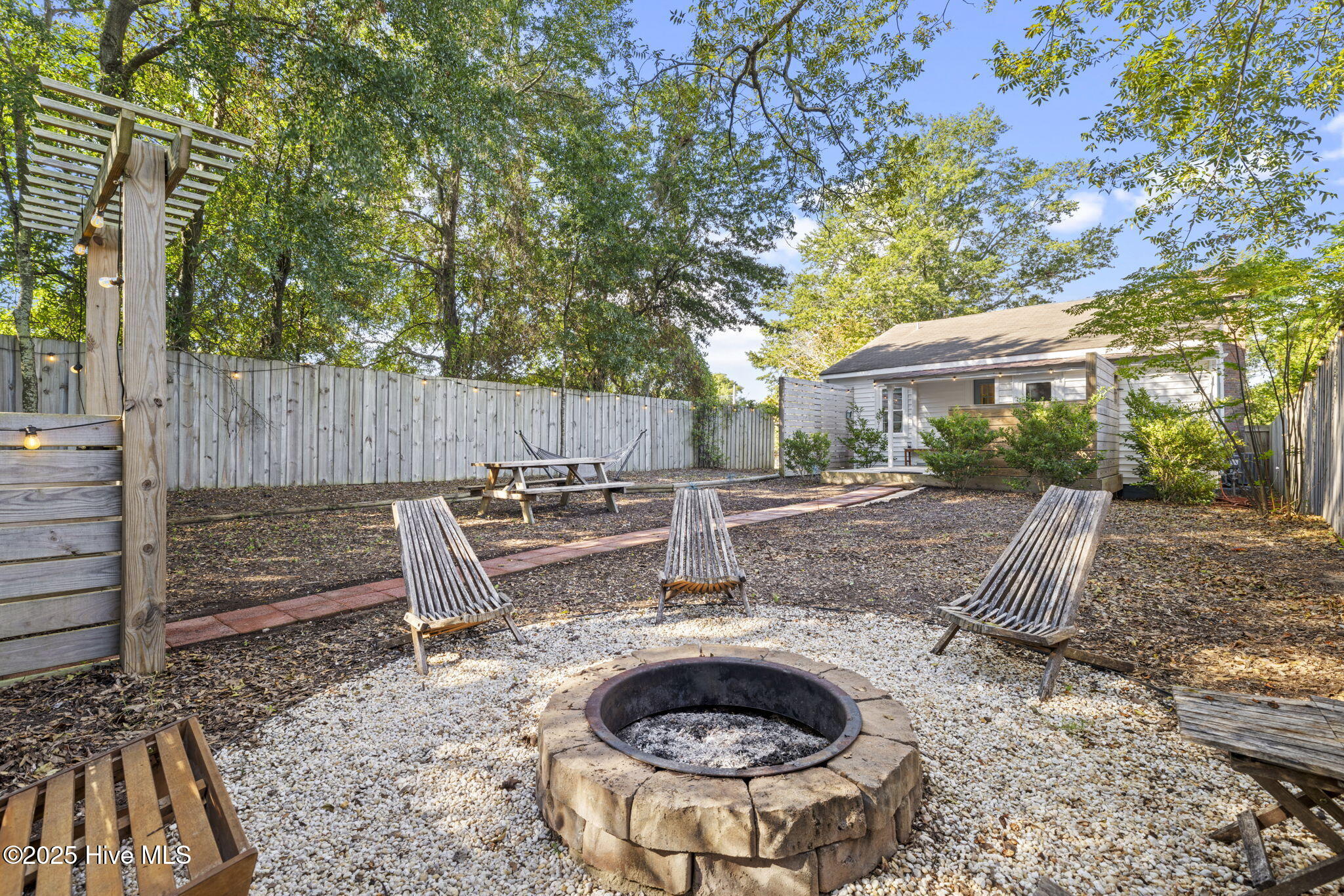 100531966 | Photo 41