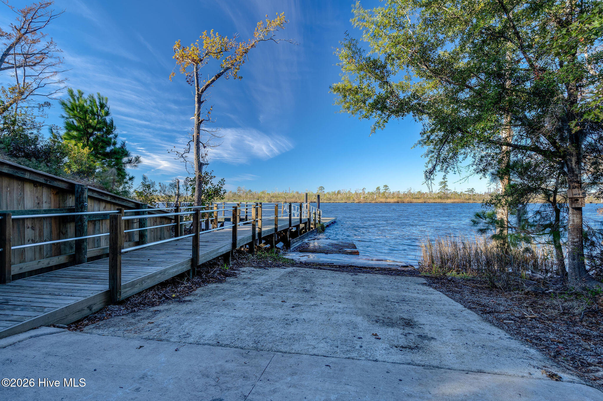 100560039 | Photo 45