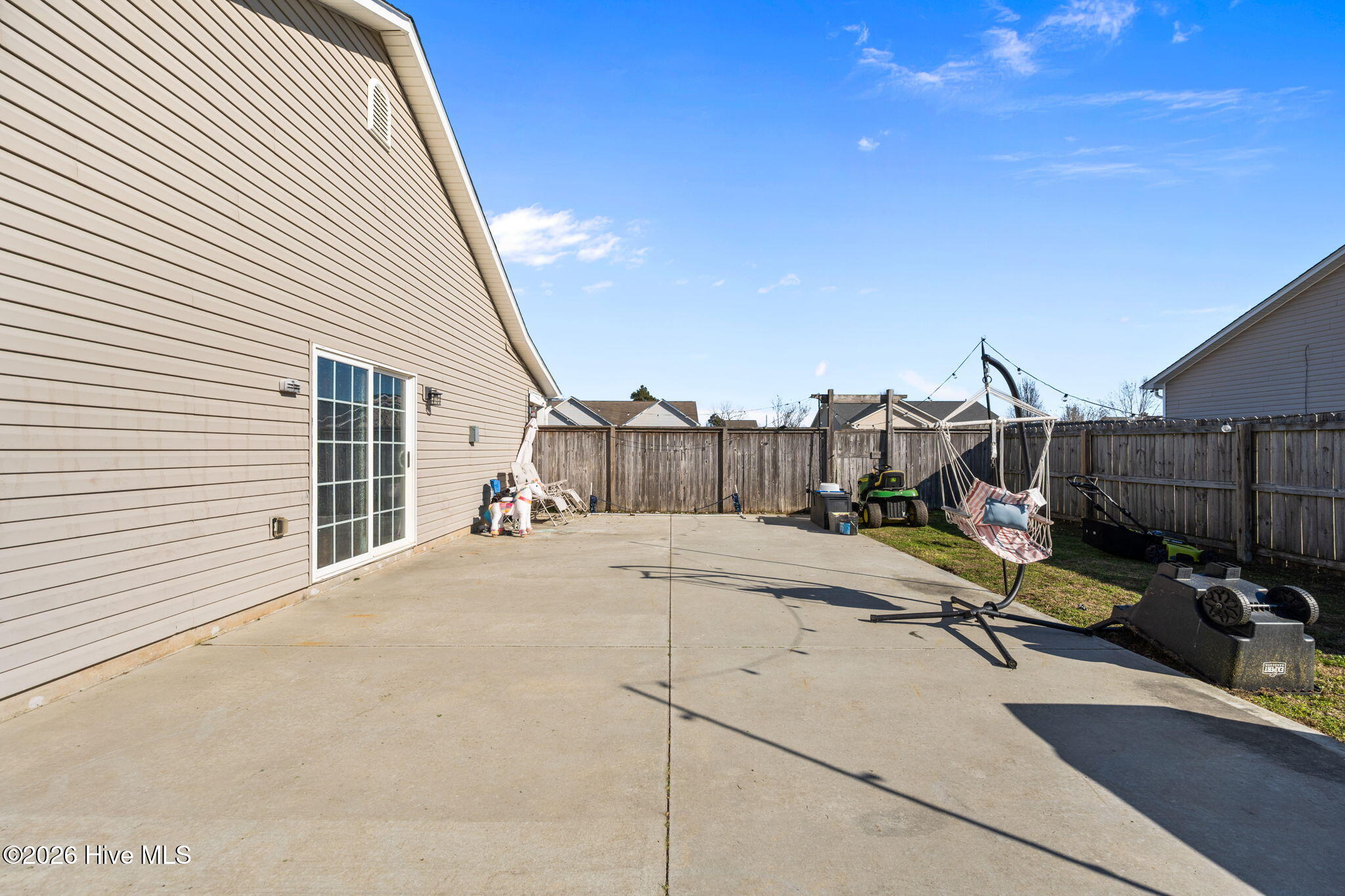 100556653 | Photo 34