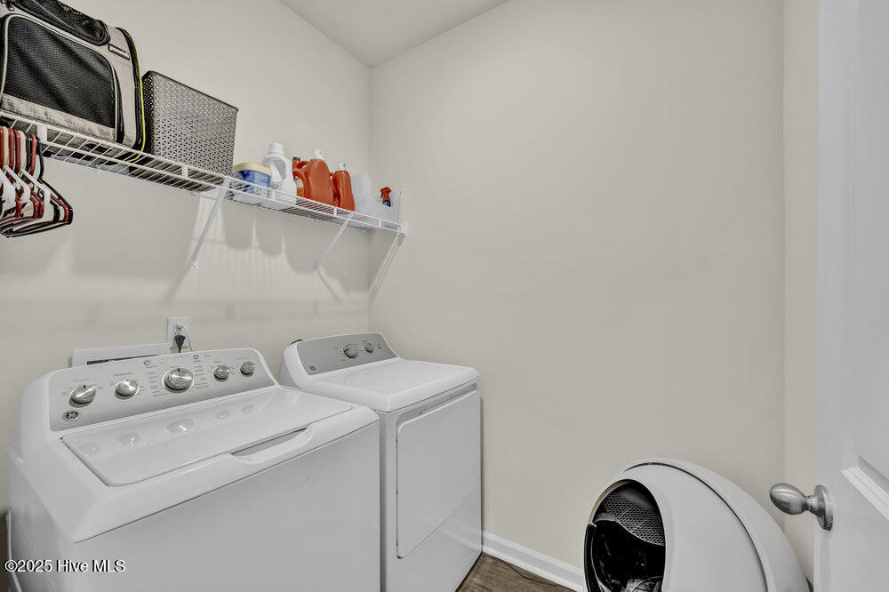 100541621 | Photo 18