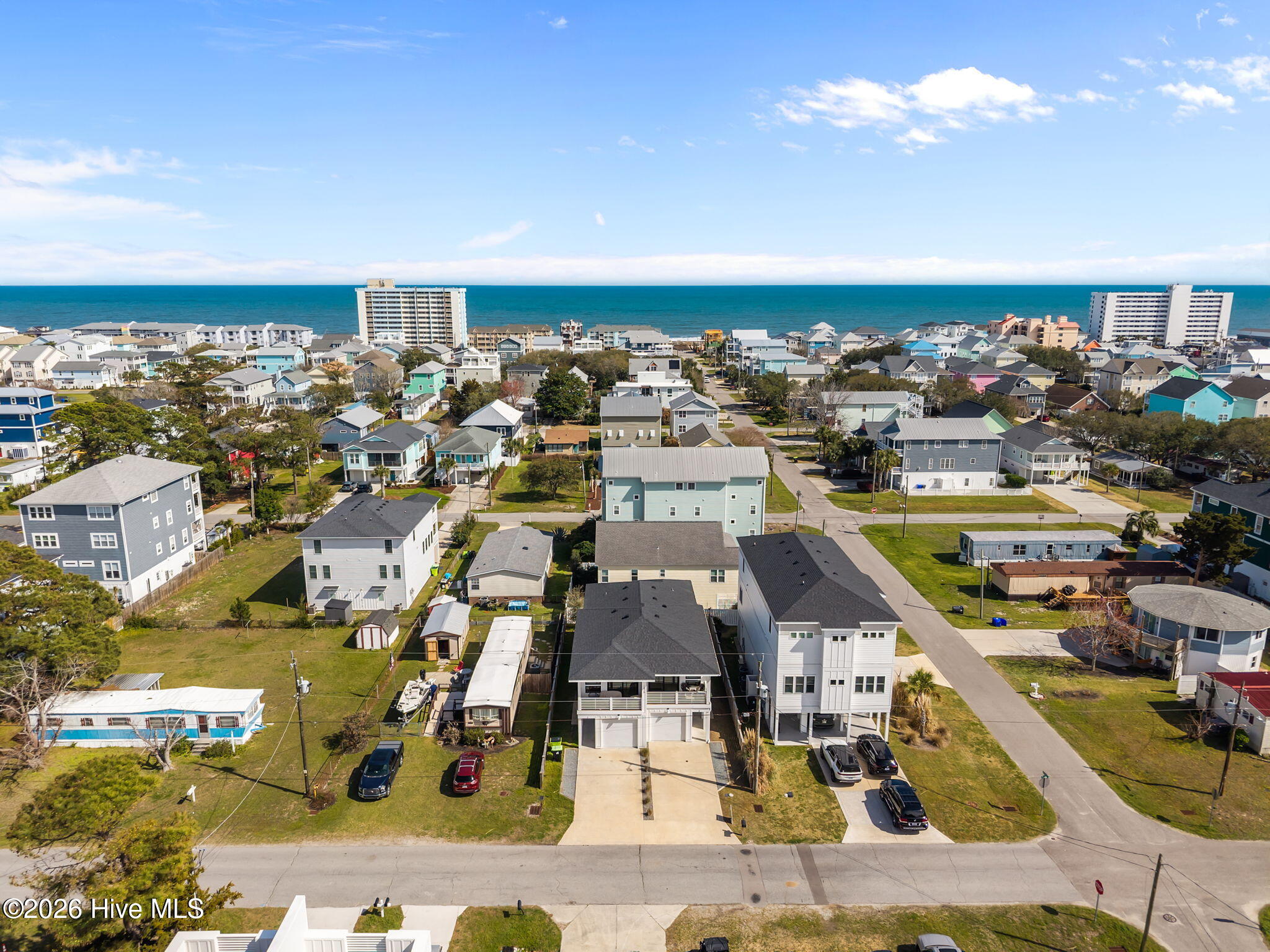 100559537 | Photo 46