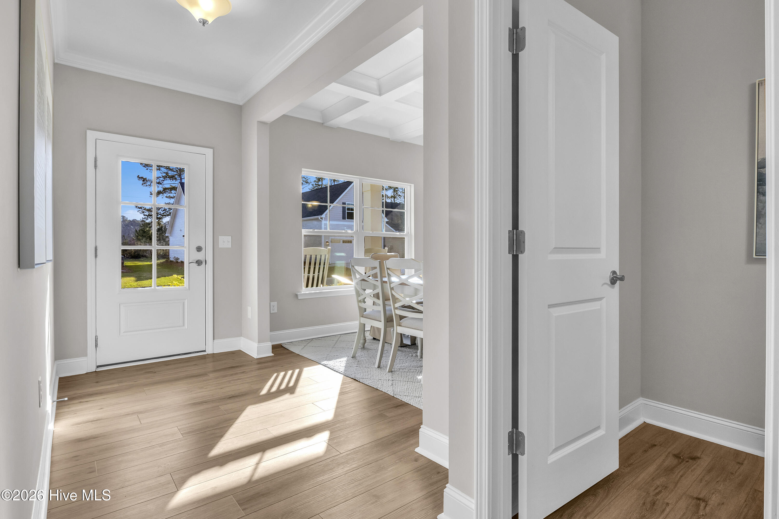 100561005 | Photo 13