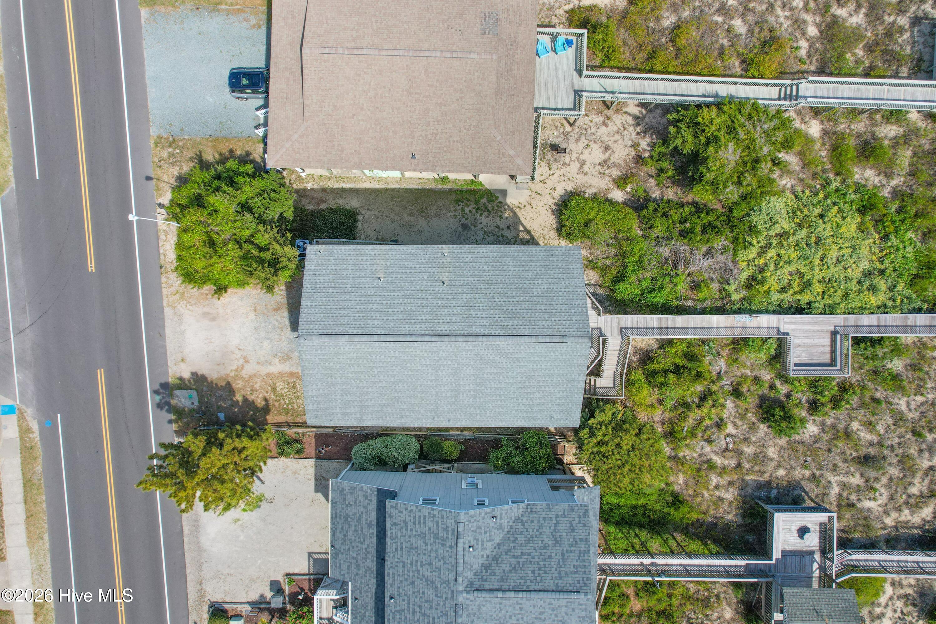 100497729 | Photo 65