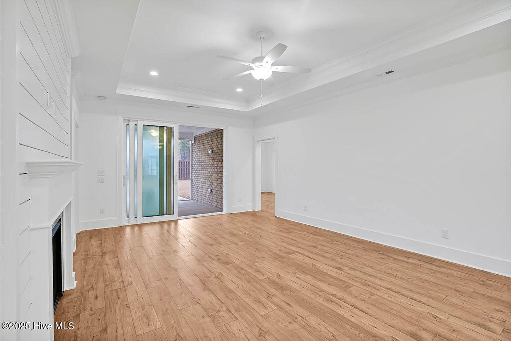 100471796 | Photo 13