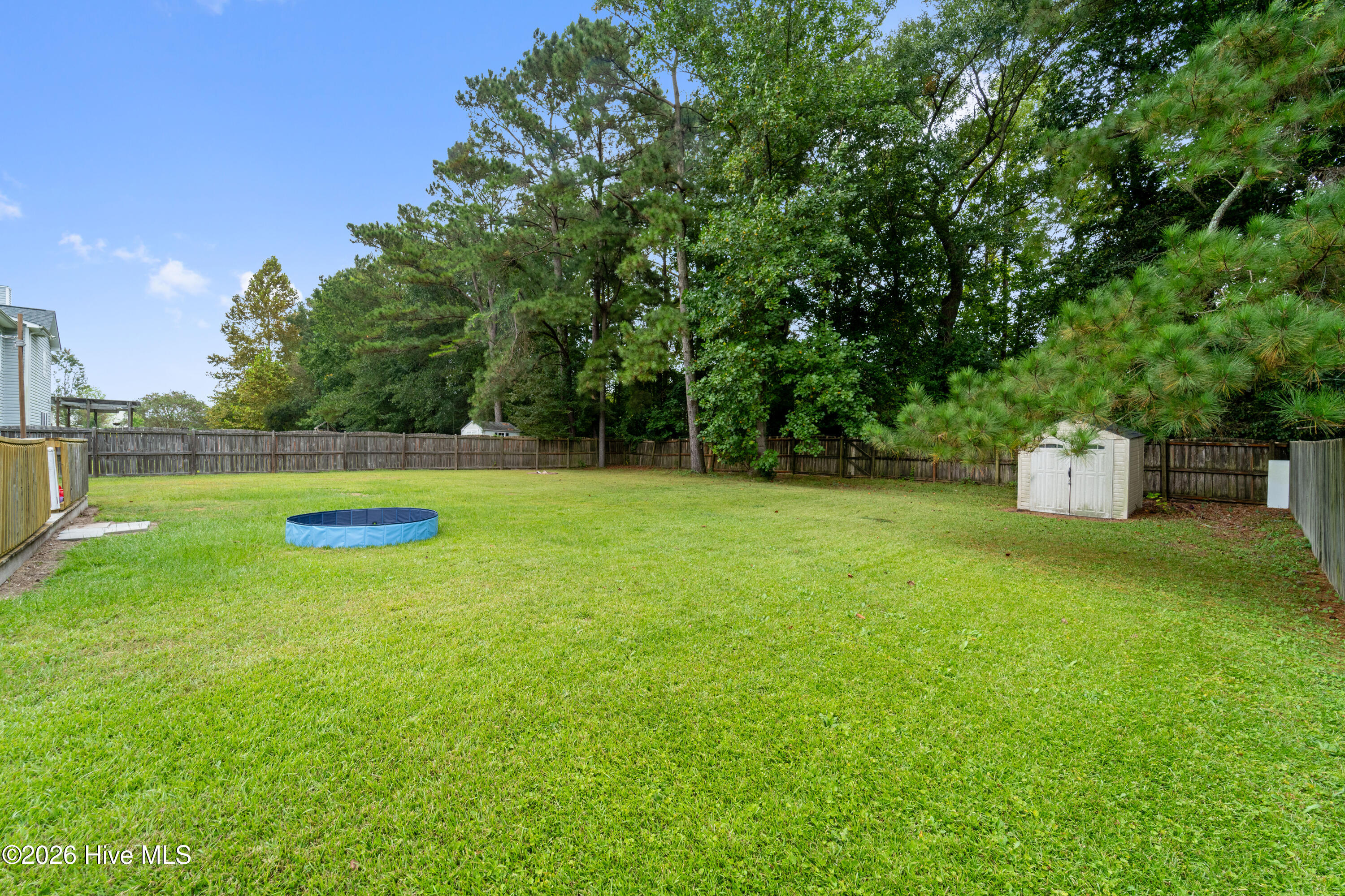 100568896 | Photo 33