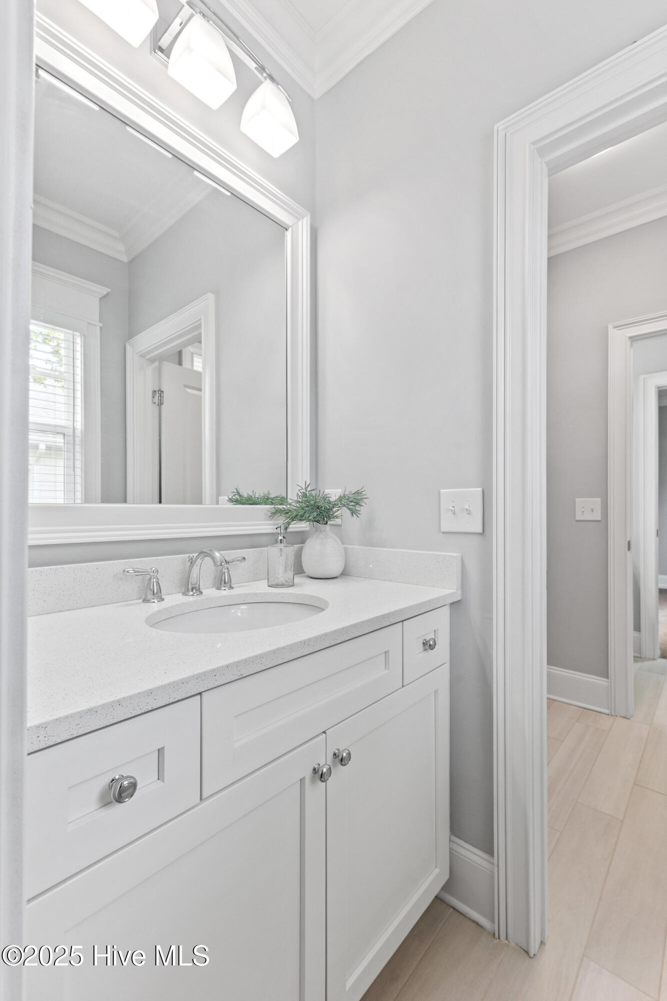 100524924 | Photo 23