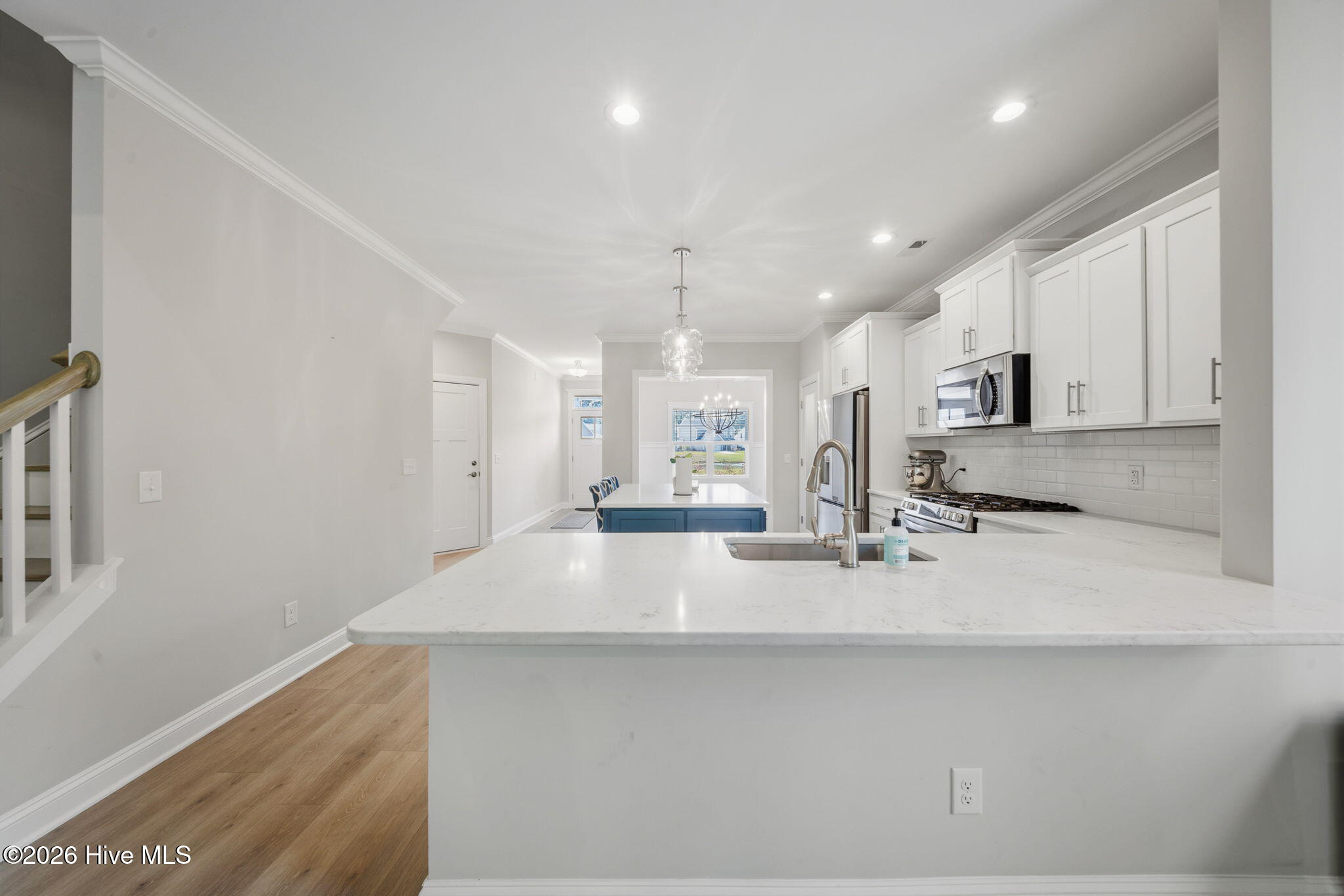 100567561 | Photo 18