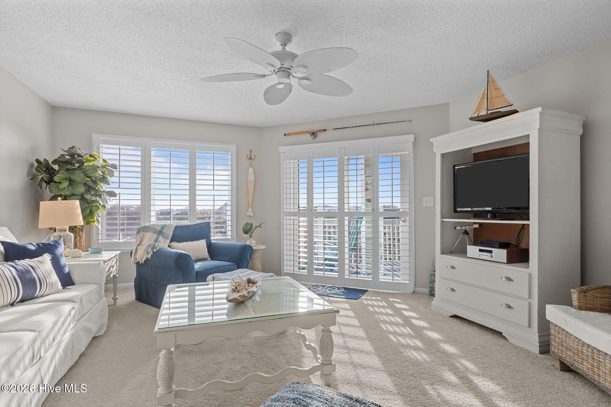 100554625 | Photo 14