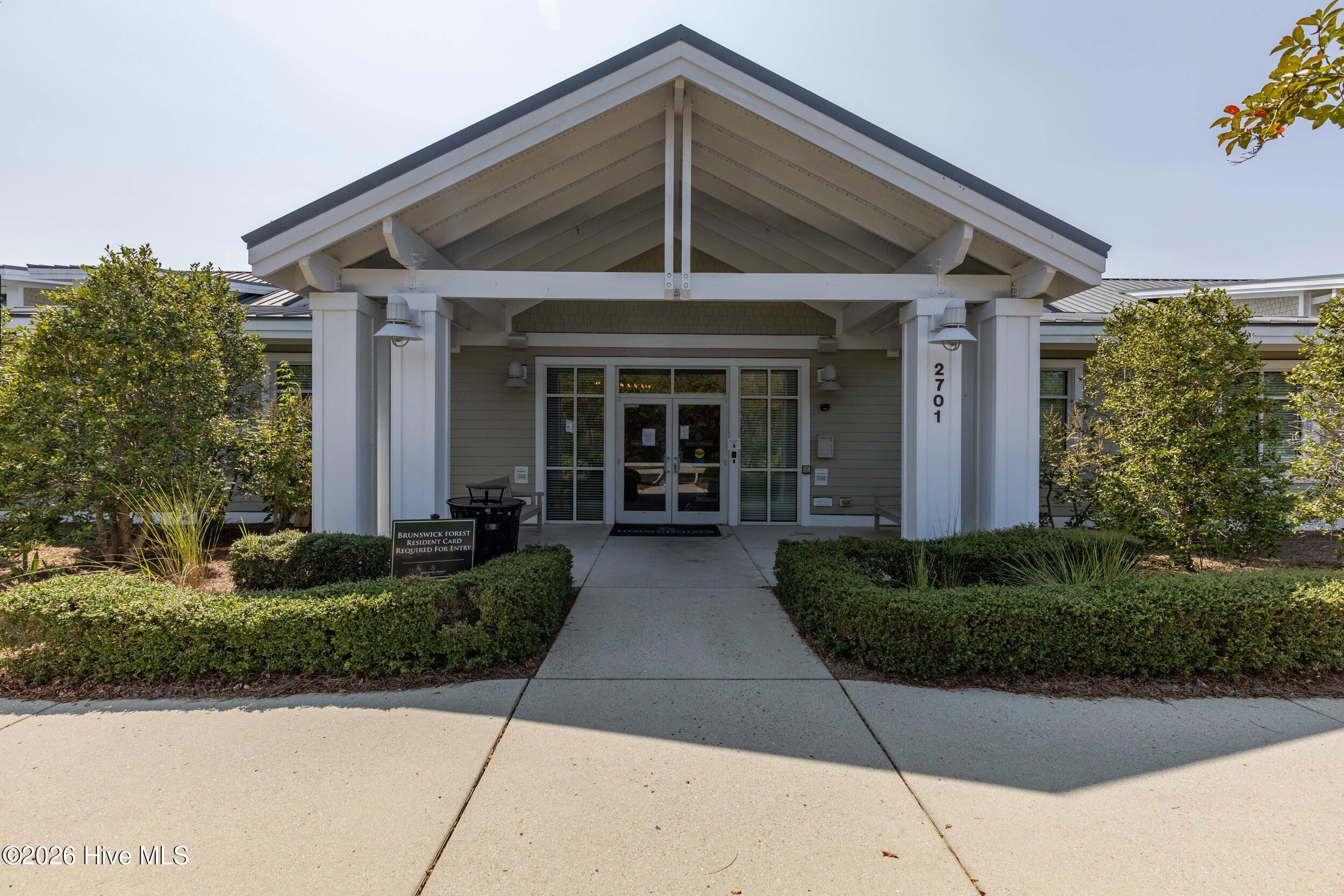 100556965 | Photo 56