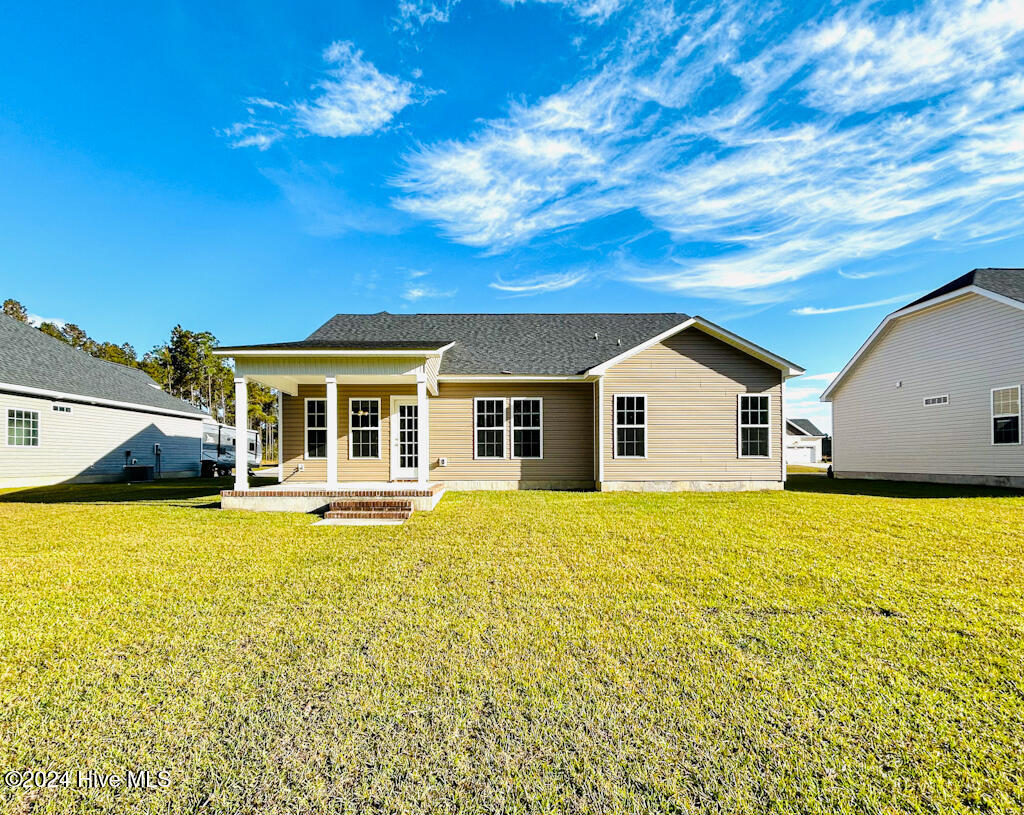 100563391 | Photo 50