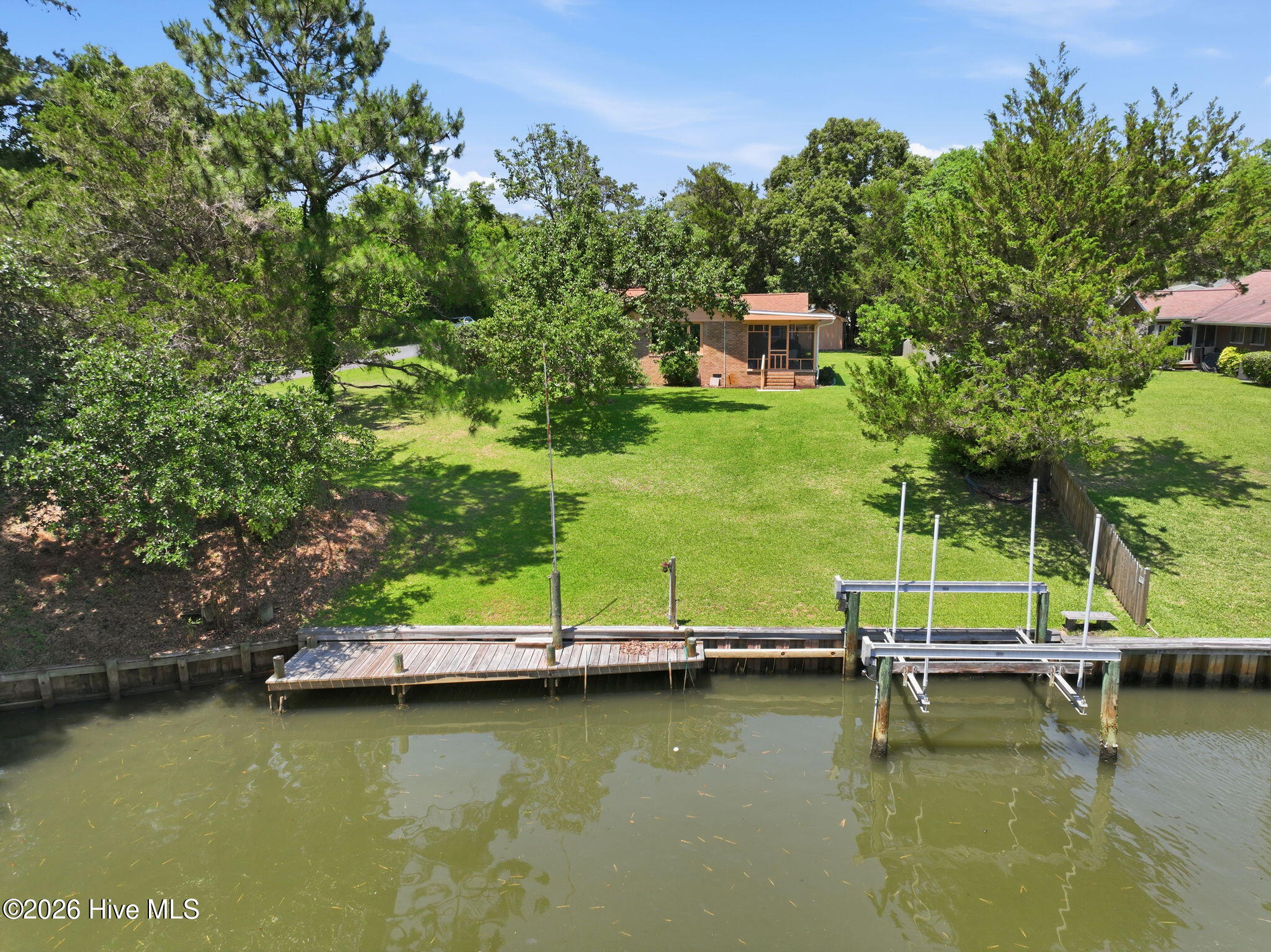 319 Holly Lane,Newport