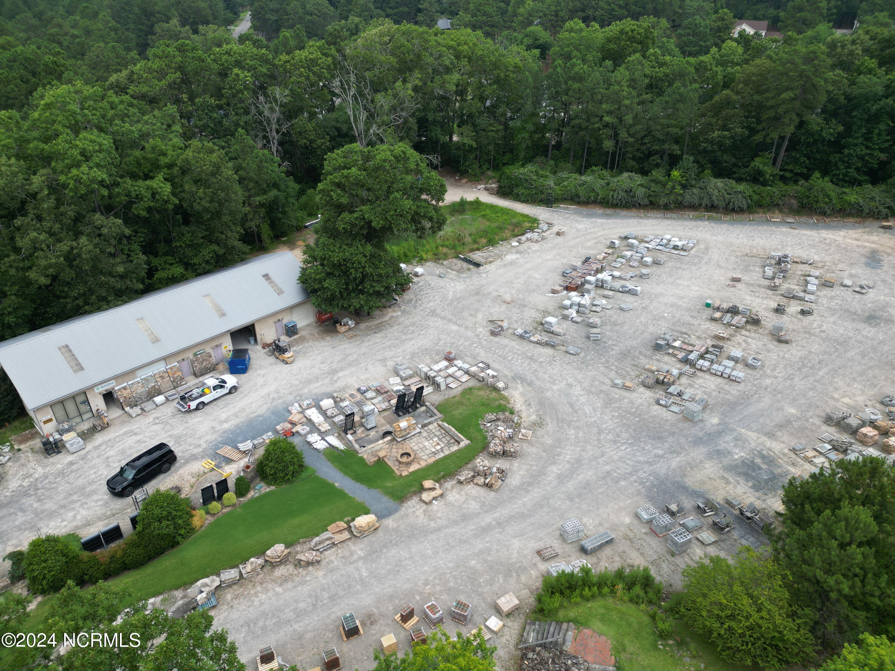 10327 Nc Hwy 211, Aberdeen, NC, 28315