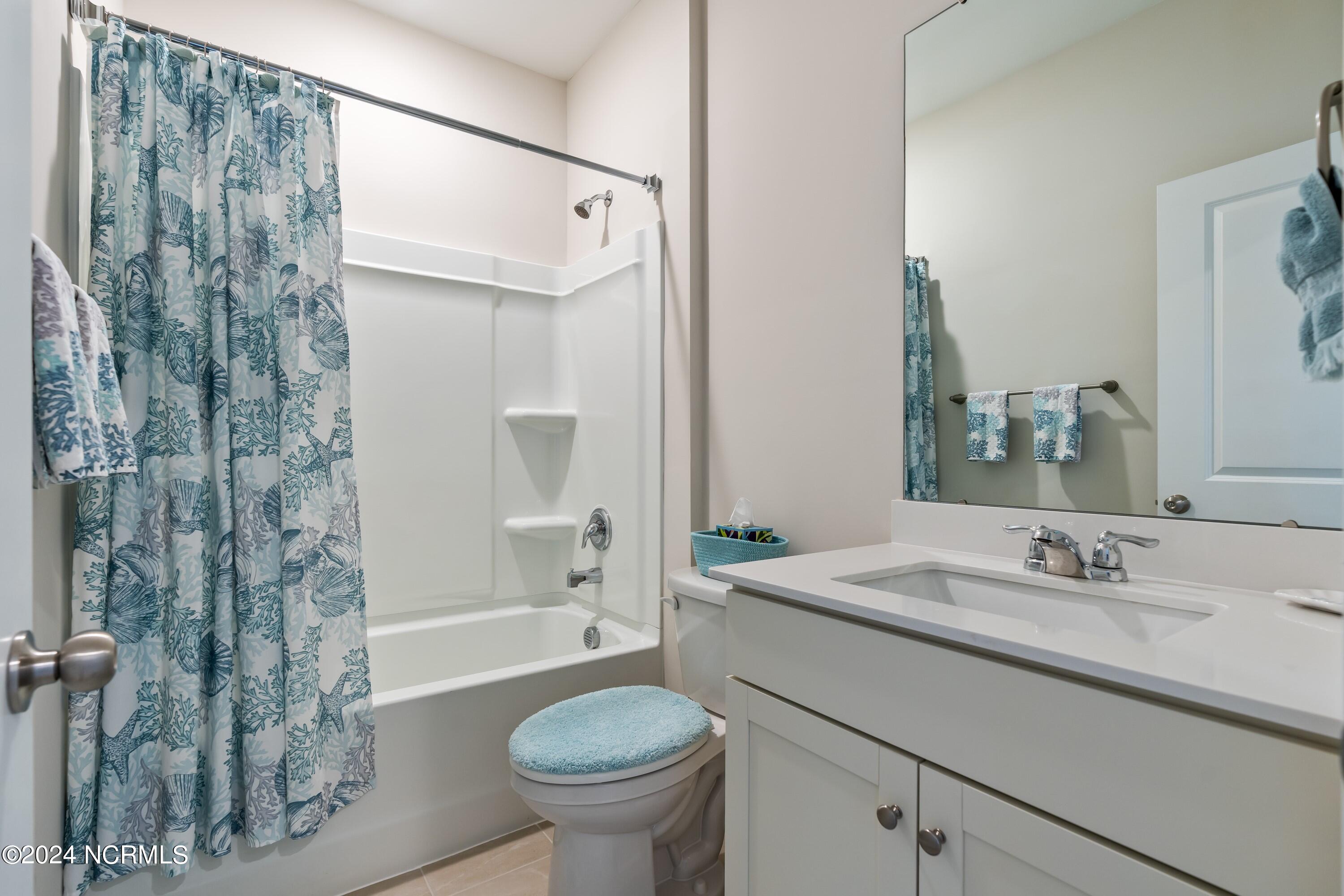 100536699 | Photo 19