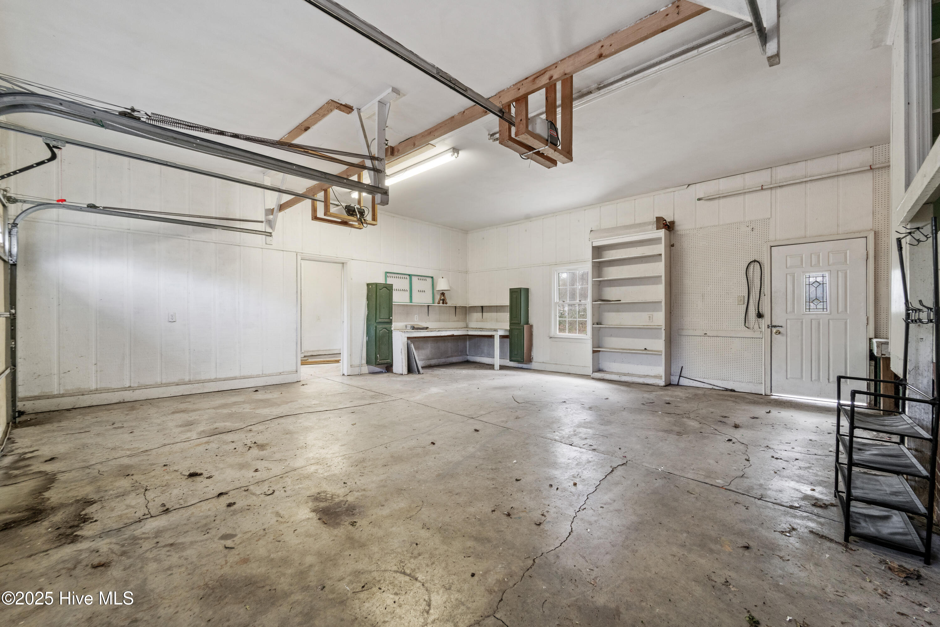 100544156 | Photo 56