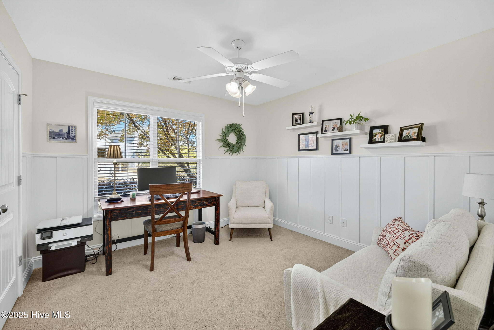 100539935 | Photo 23