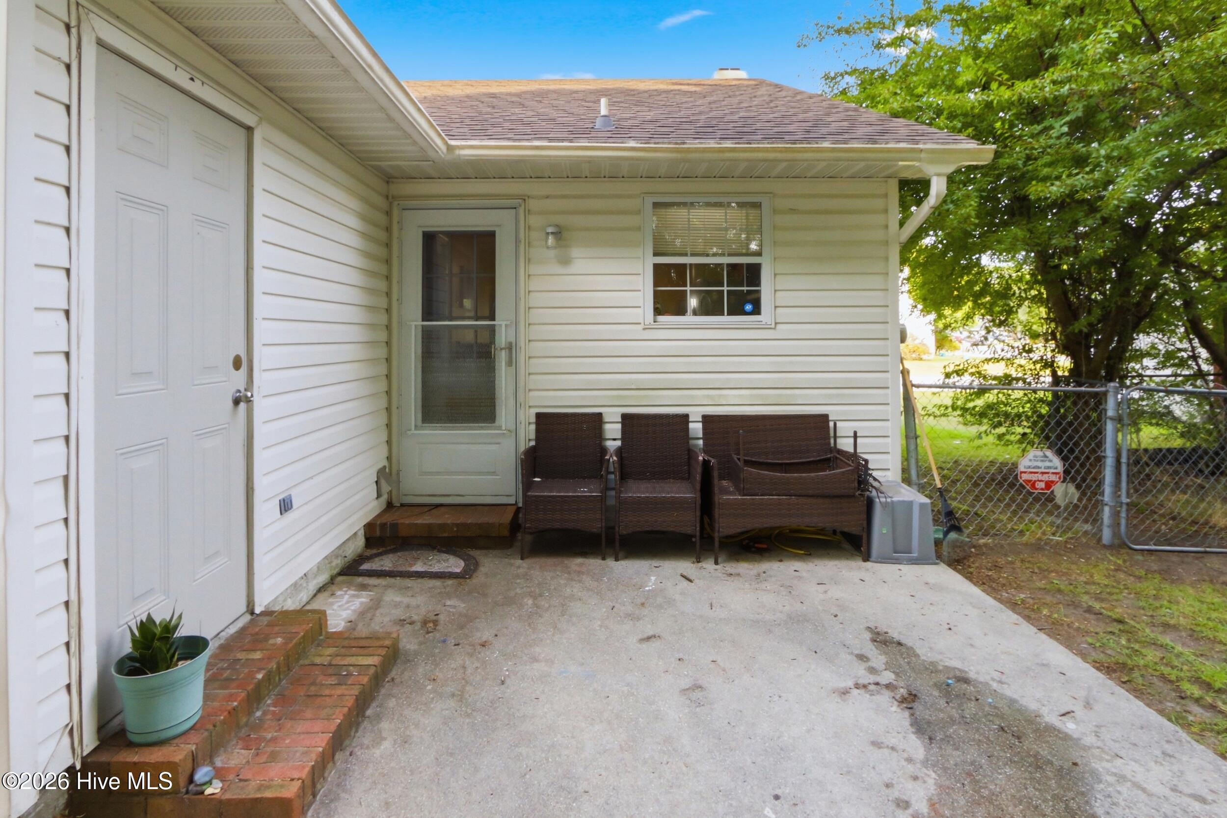 103 Glenside Court,Midway Park
