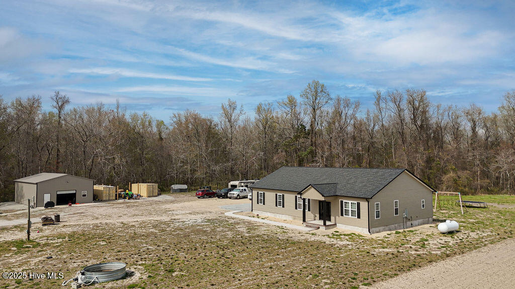 1560 White Oak River Road,Maysville