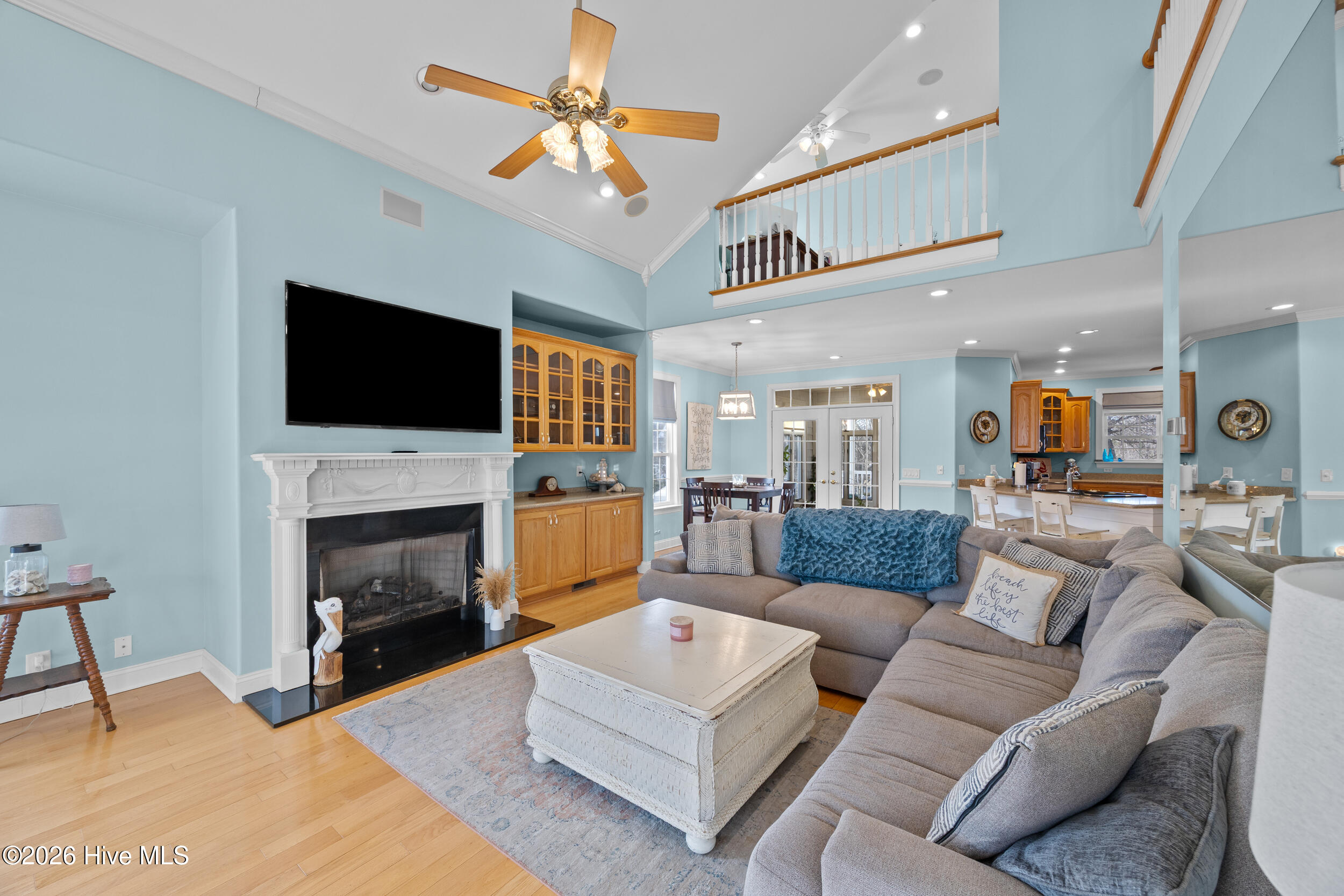 100548931 | Photo 10