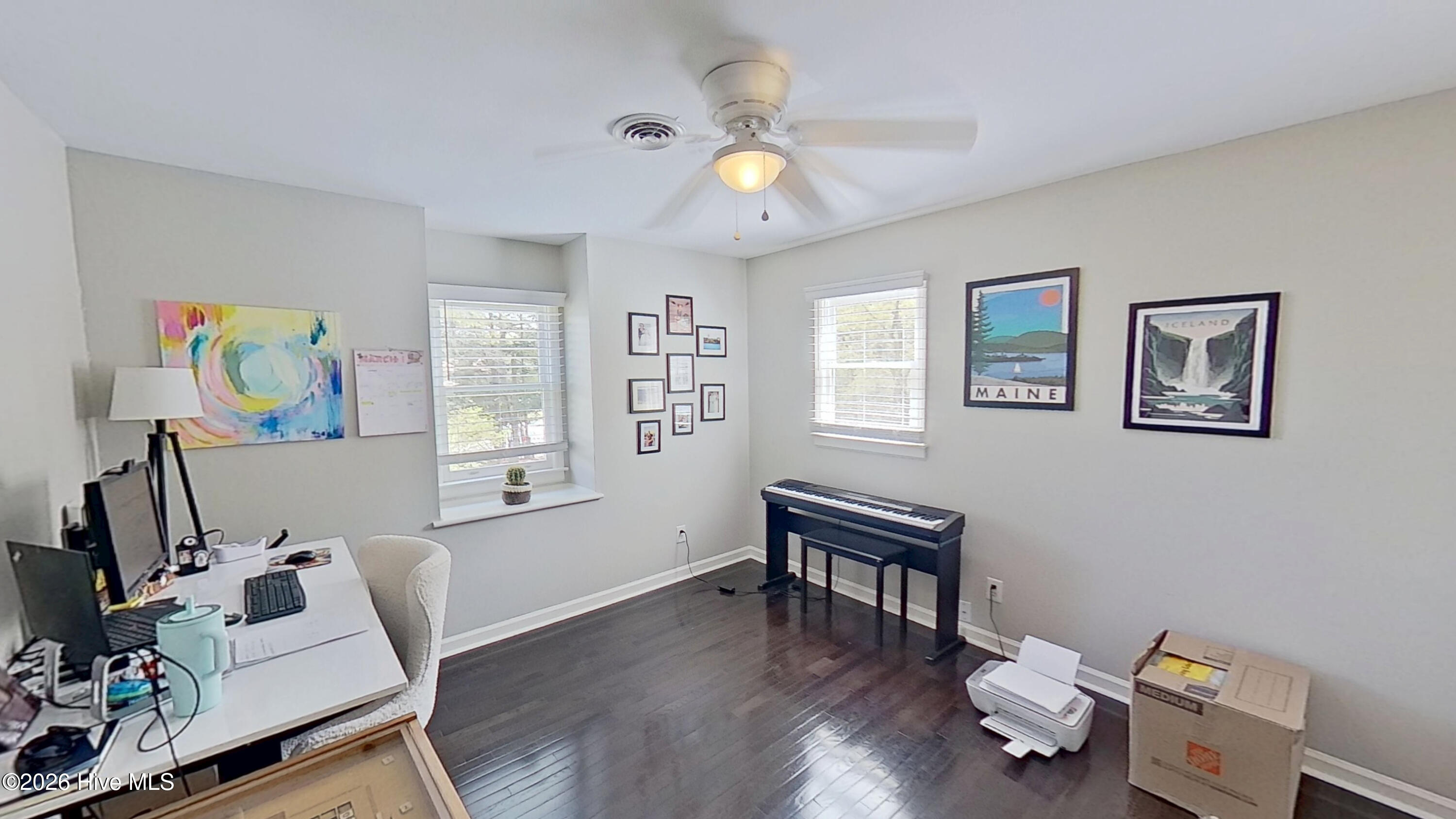 100569825 | Photo 19