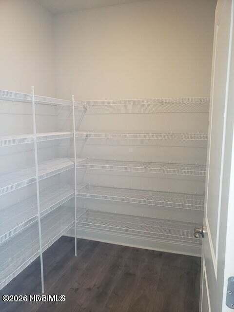 100549914 | Photo 14