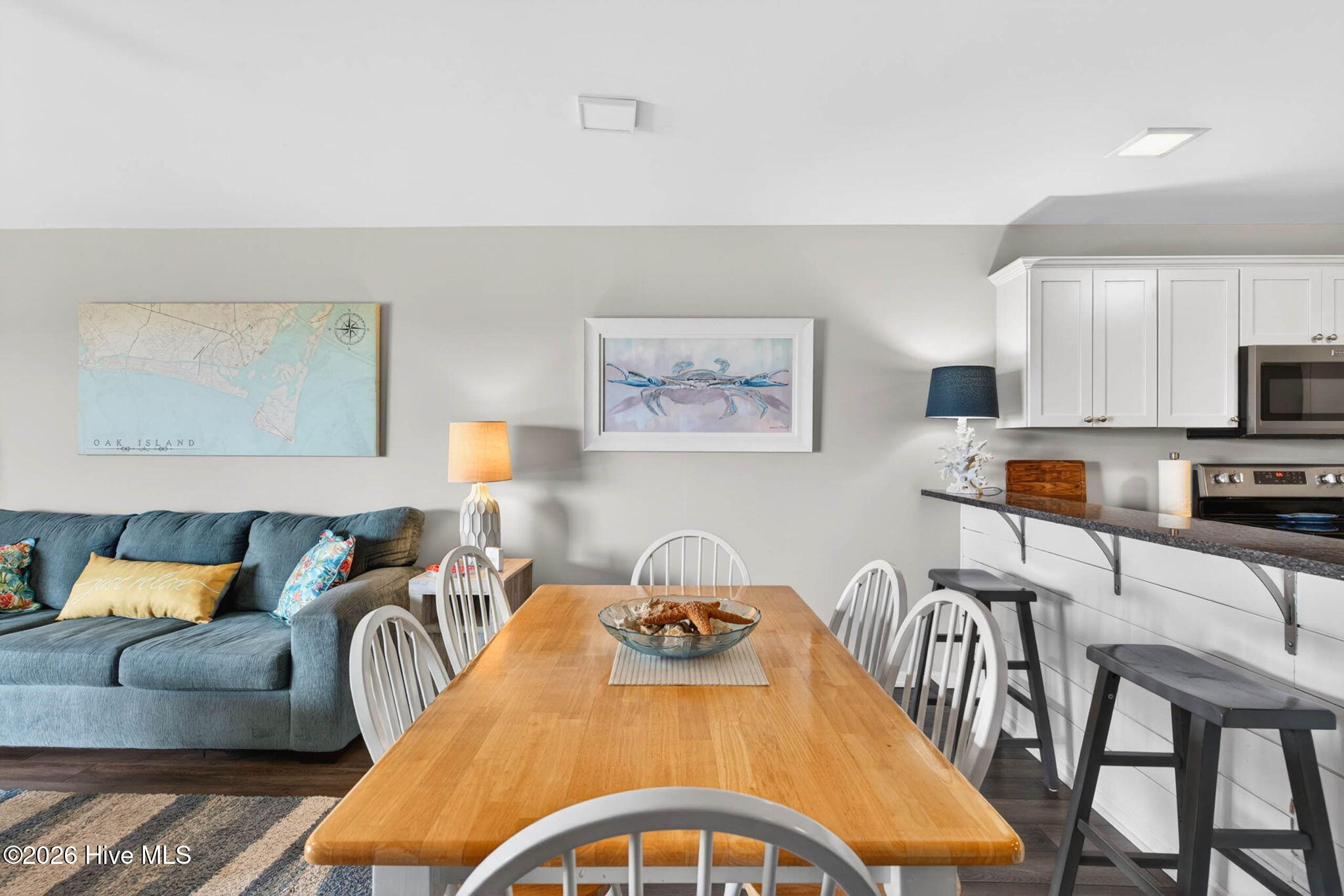 100570514 | Photo 17