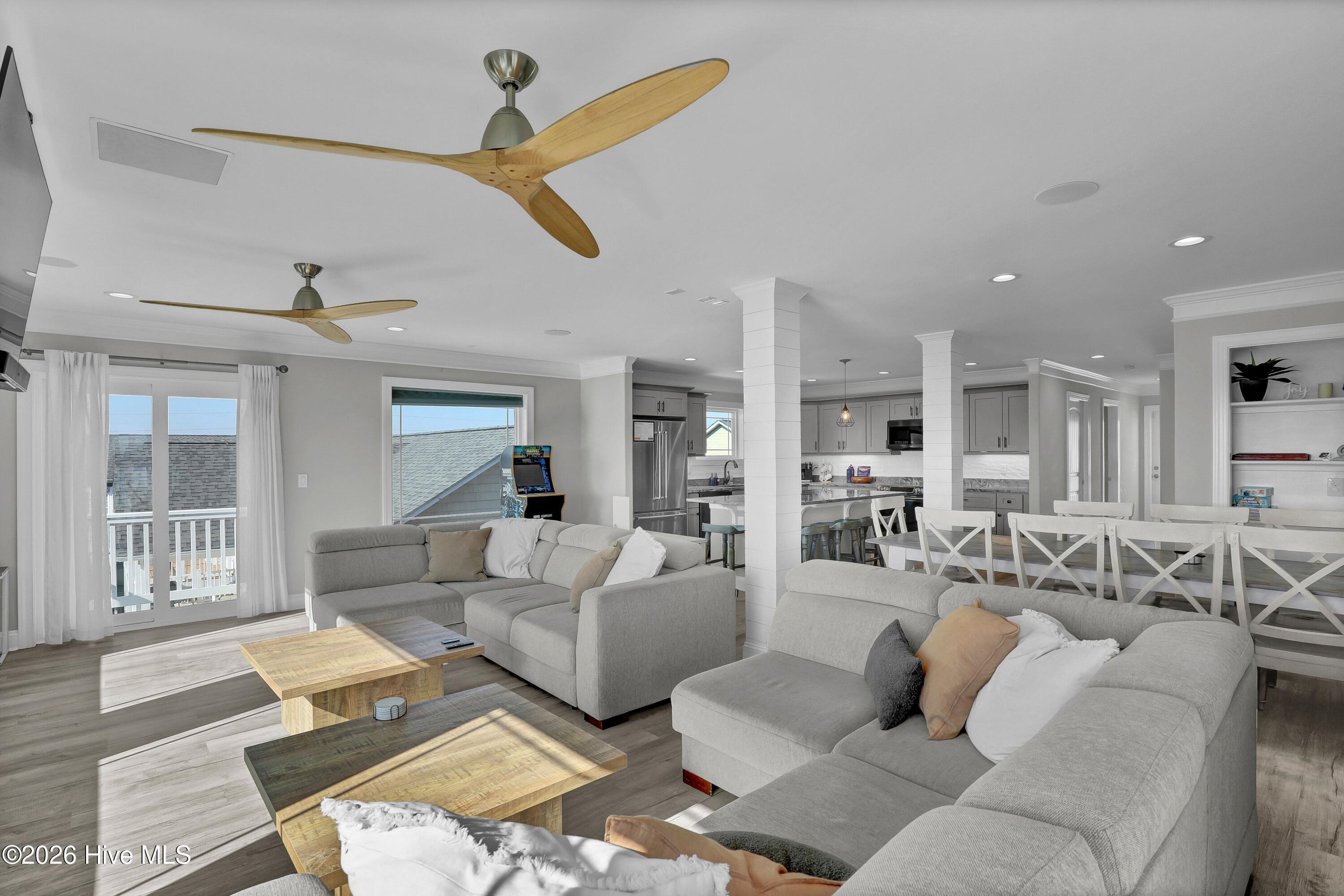 100554934 | Photo 13