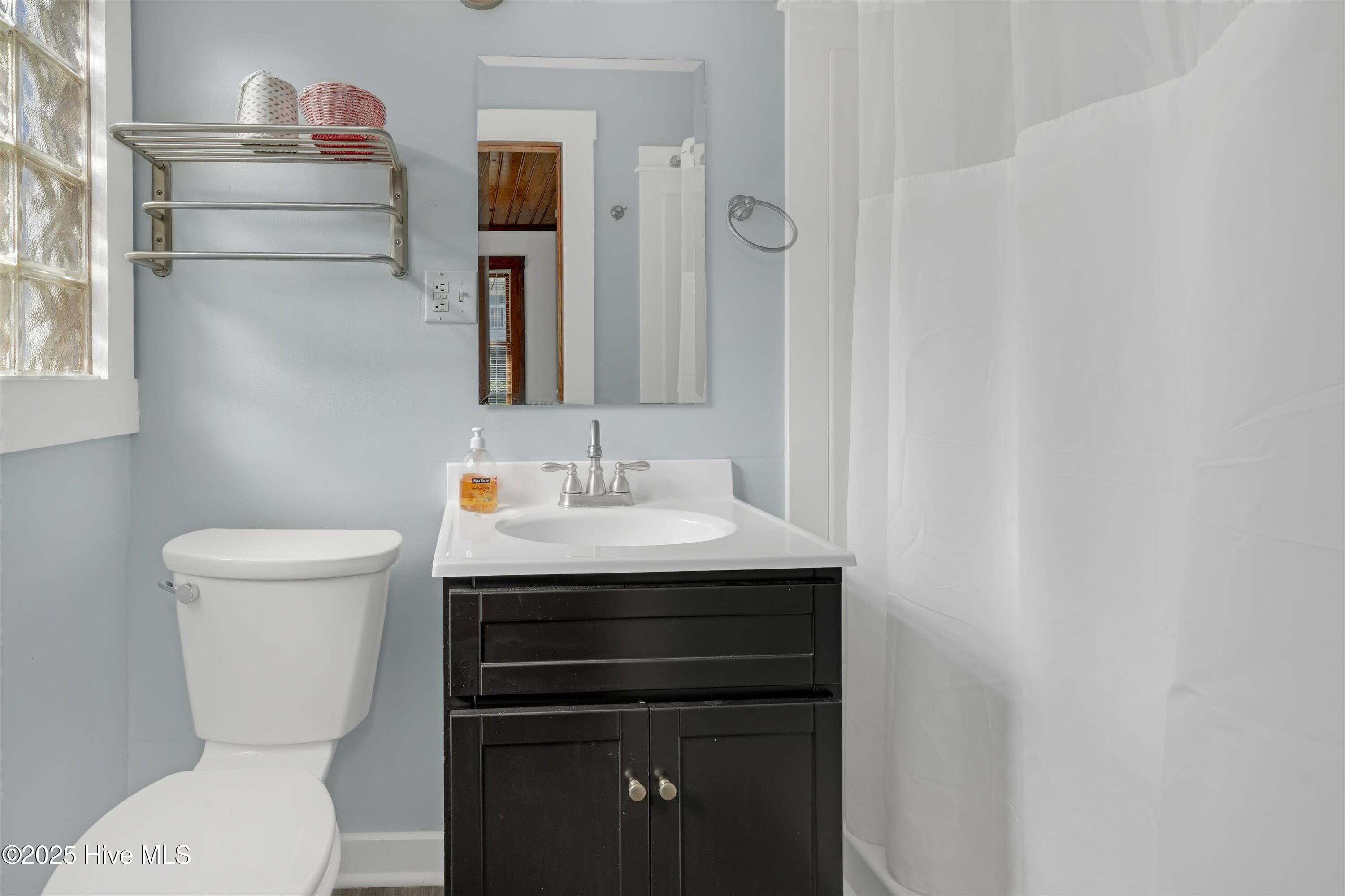 100486207 | Photo 24