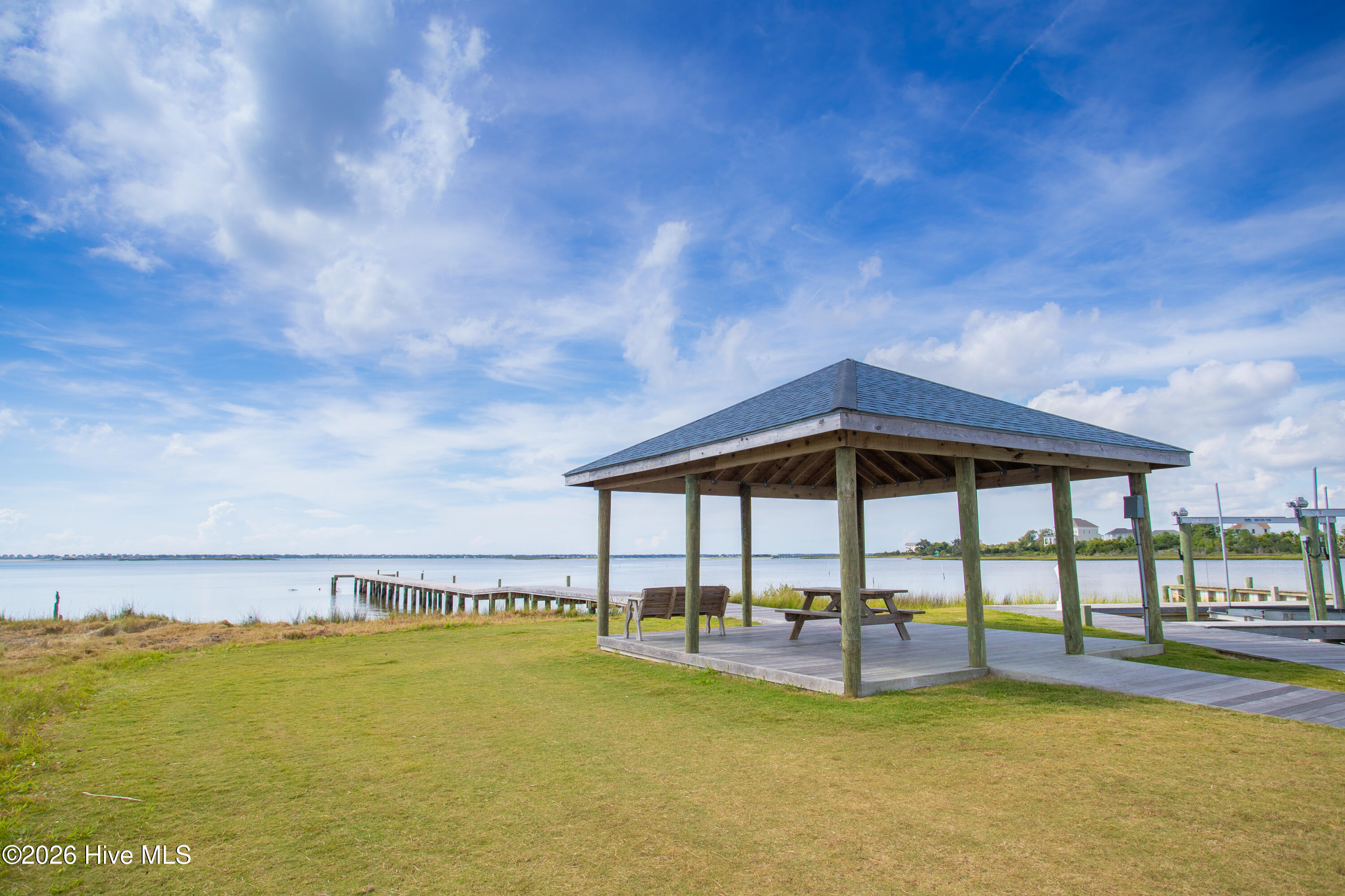 656 Fishermans Point,Newport