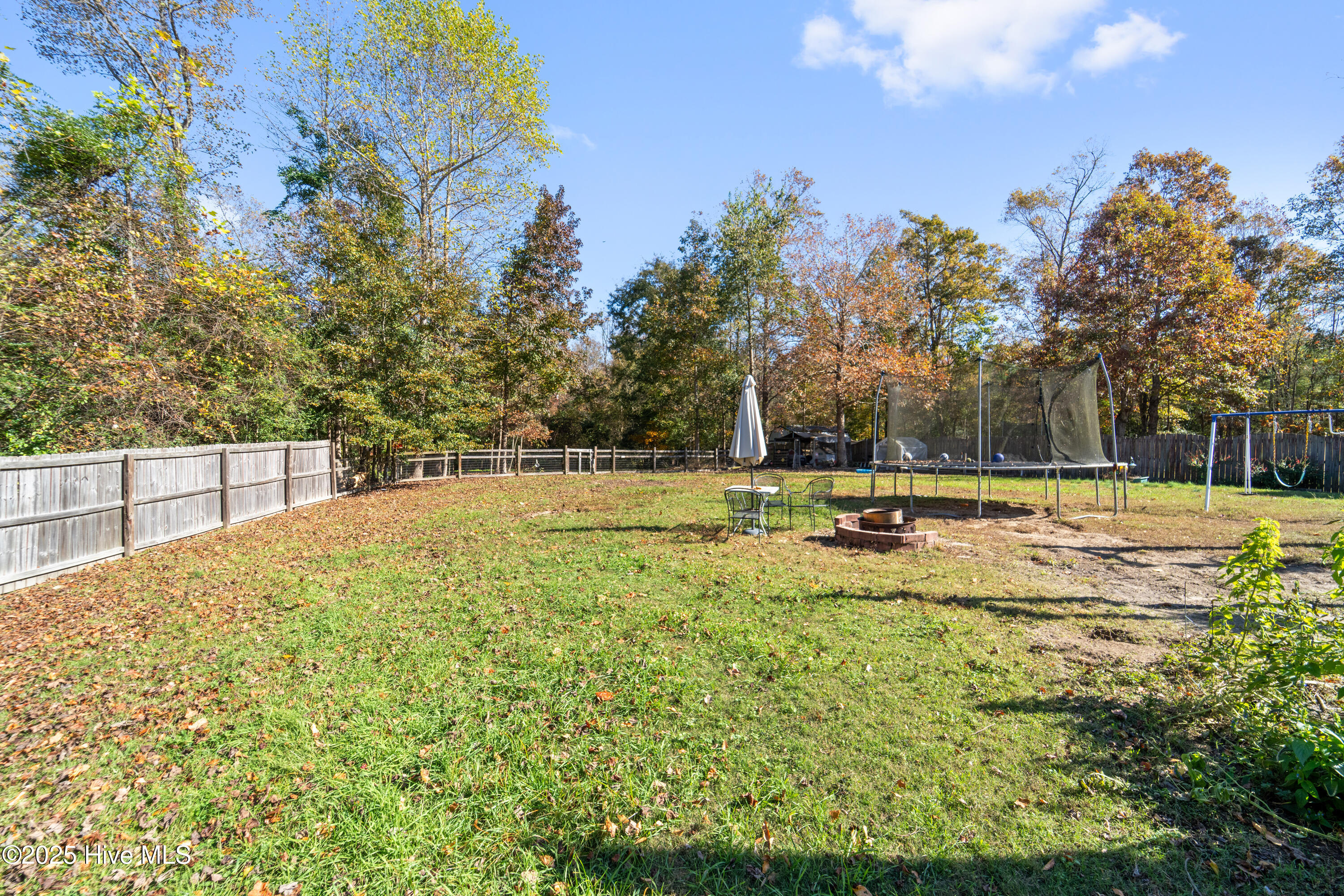 100542188 | Photo 39