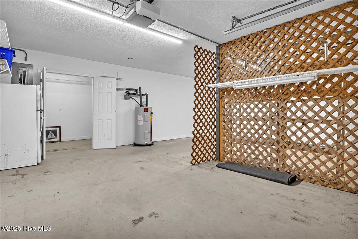 100543778 | Photo 45