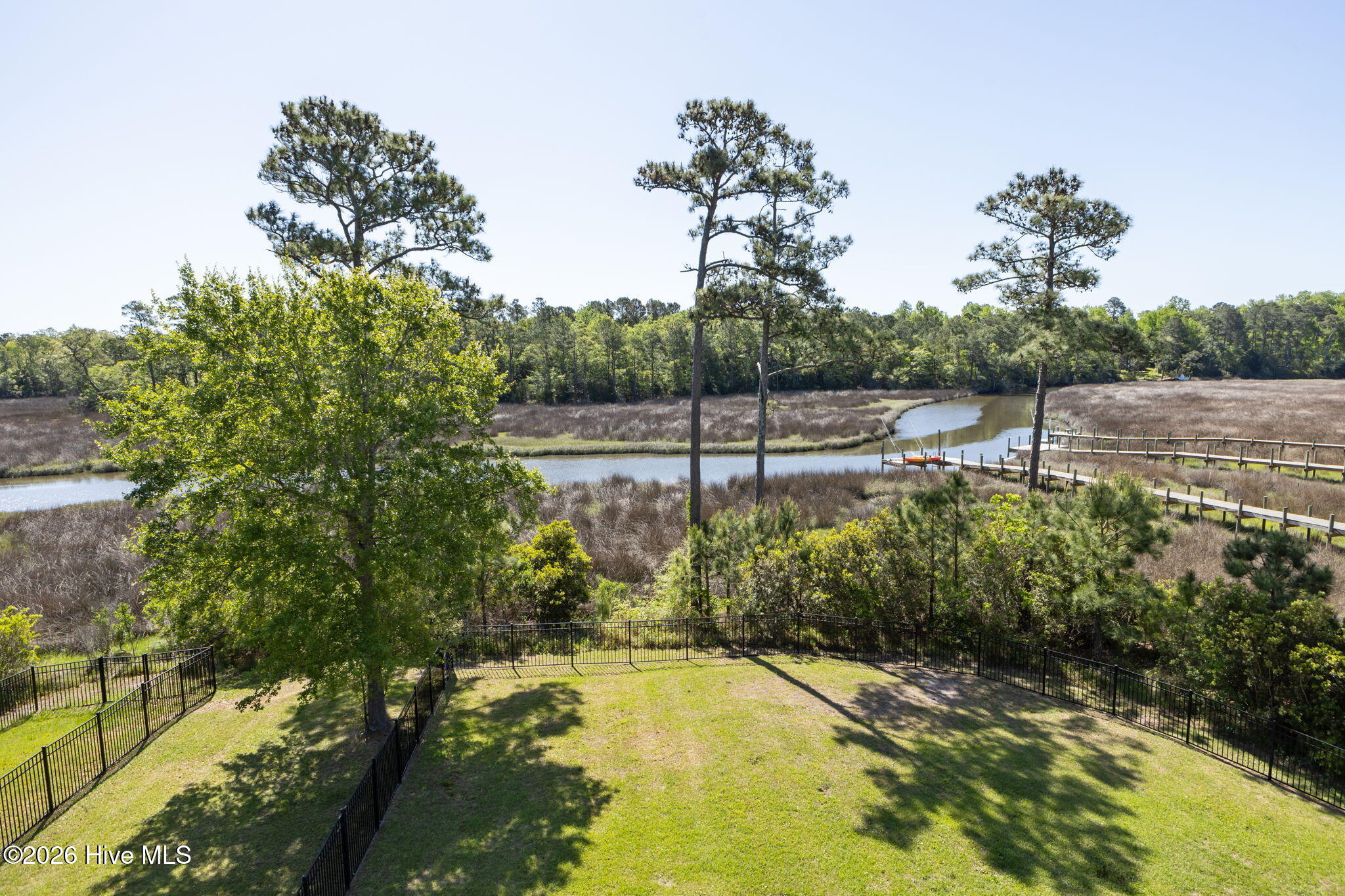400 Garland Shores Drive,Hubert