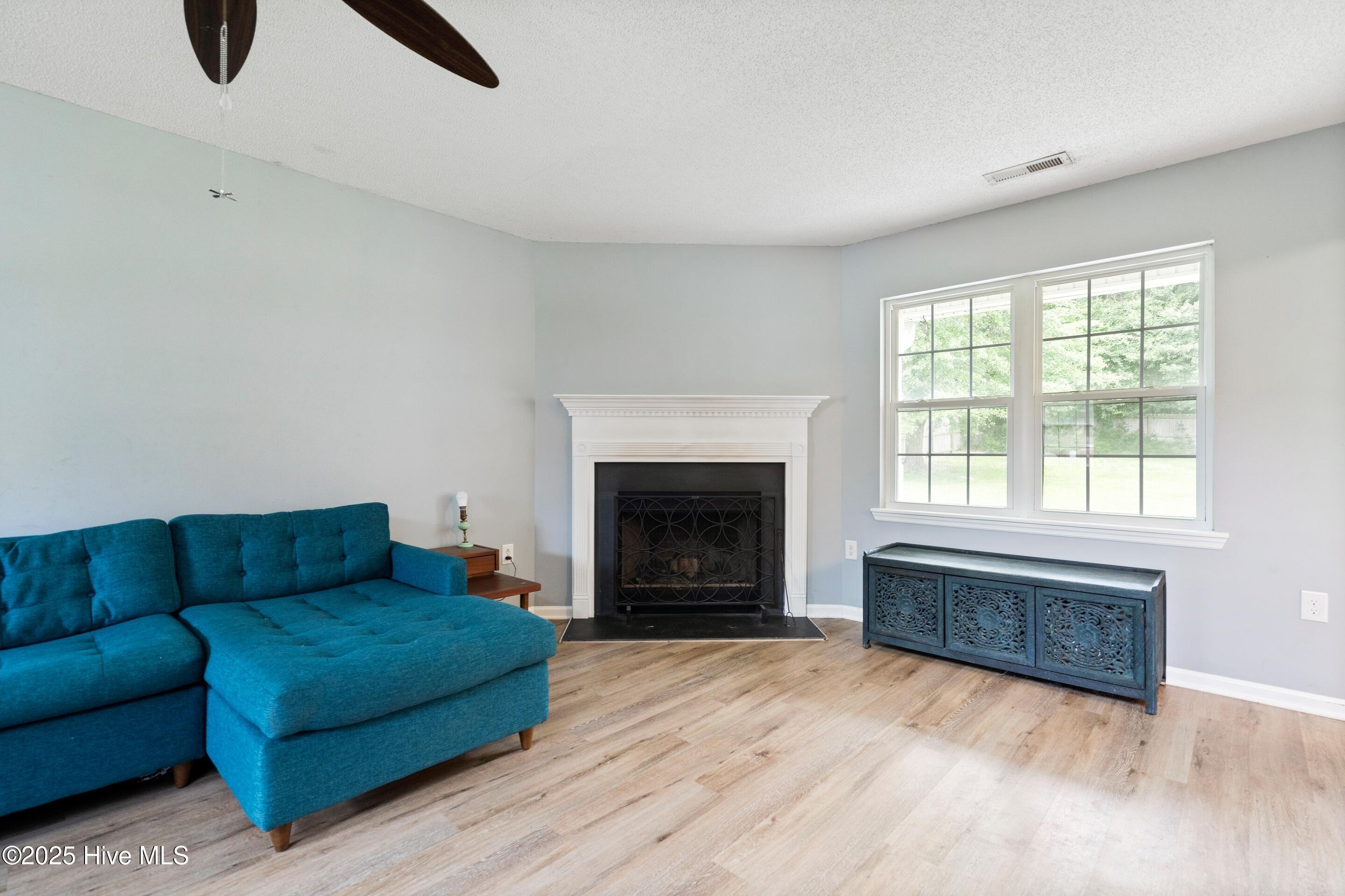 153 Lawndale Lane, Sneads Ferry, NC 28460 – photo 2: Main Level