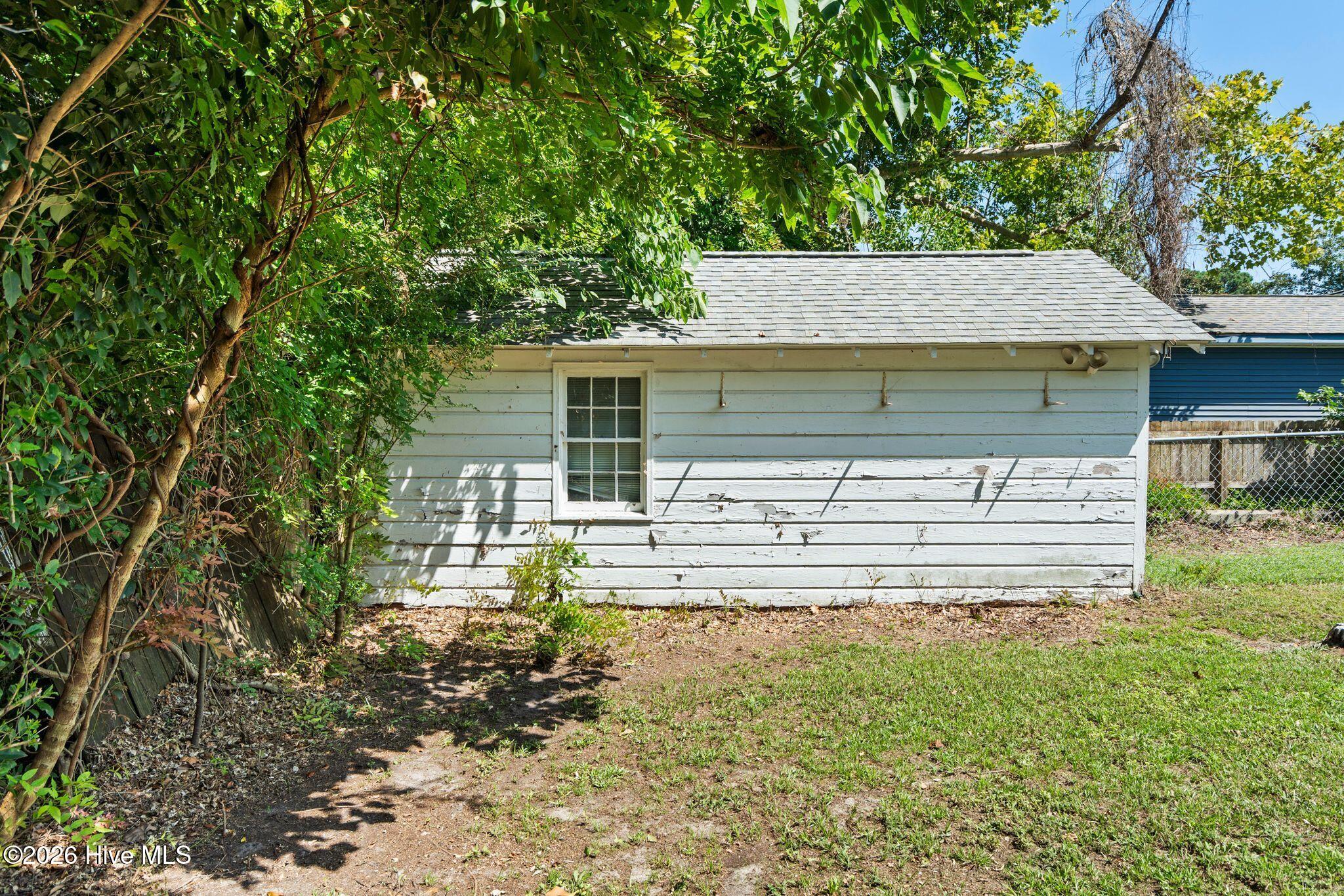 Exterior photo of 233 N 25th Street, Wilmington, NC 28405. MLS: 100597595