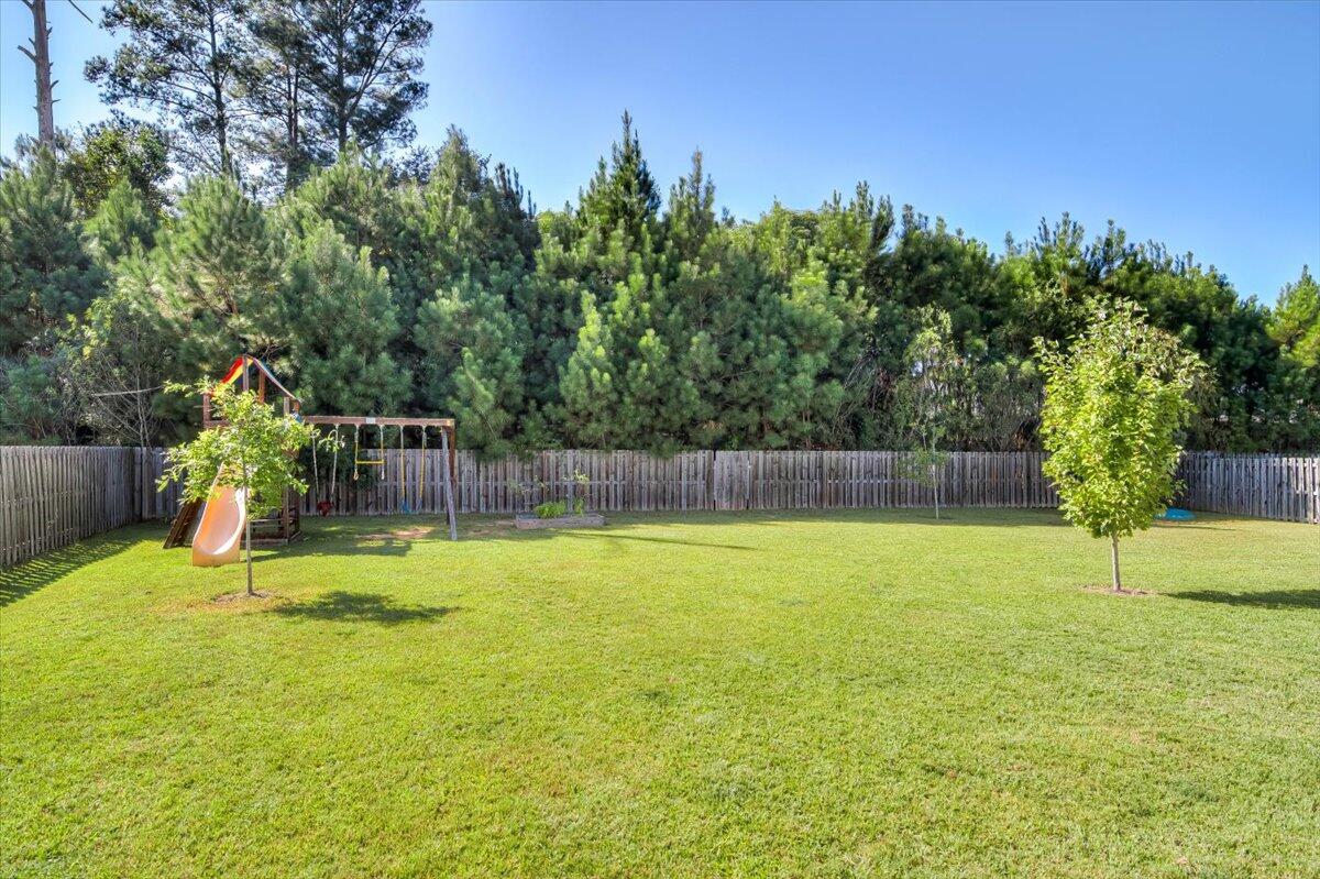 893 Westlawn Drive