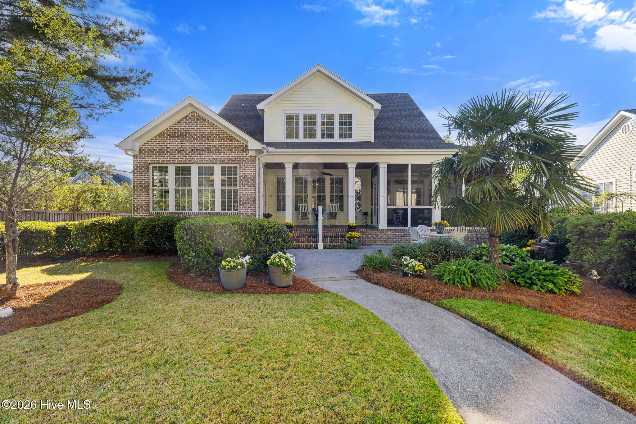 100570394 | Photo 77